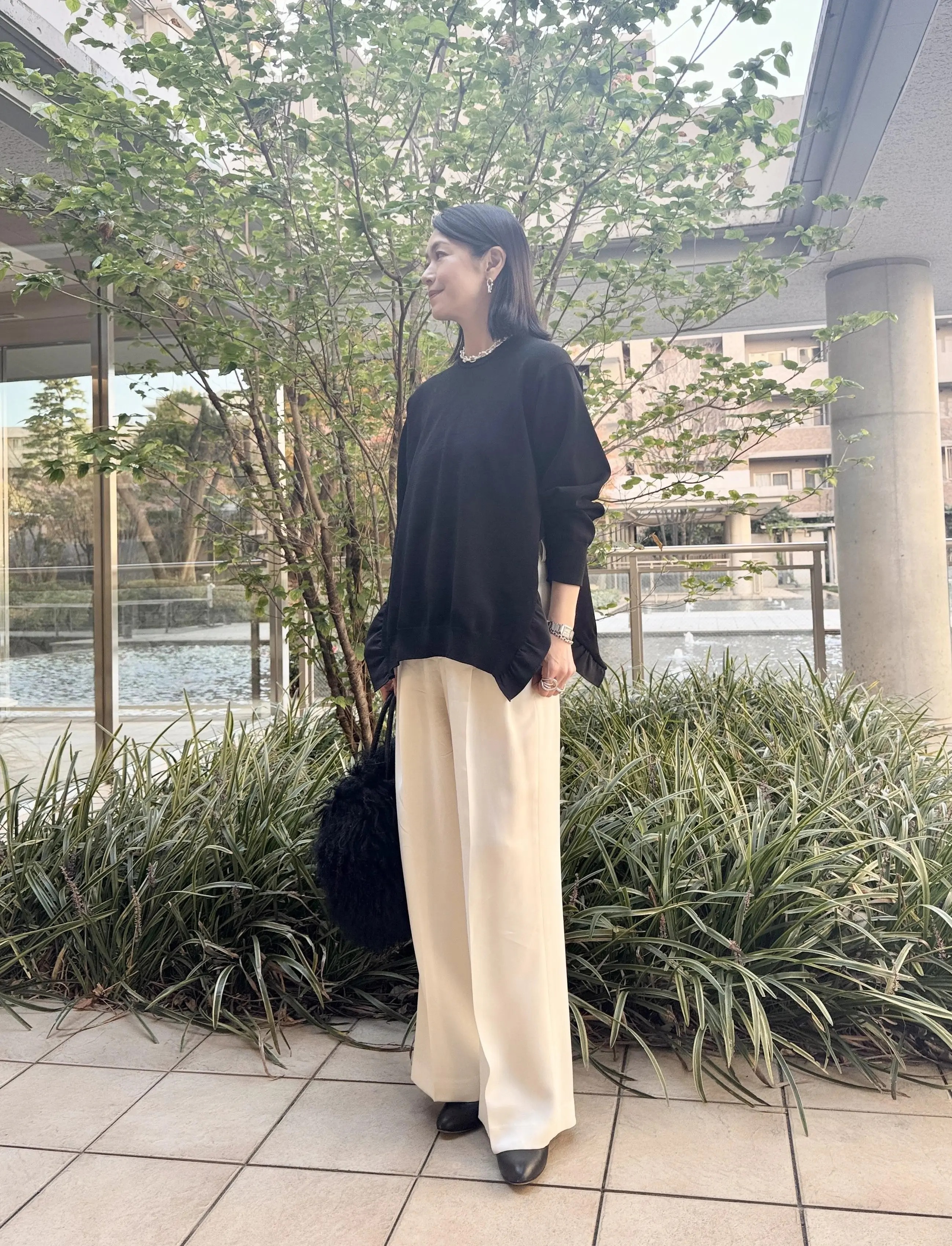 エクラ 華組　根村麻里さん　パンツコーデ　白　ホワイトコーデ　パンツ　MUSE	Deuxieme Classe　全身コーデ