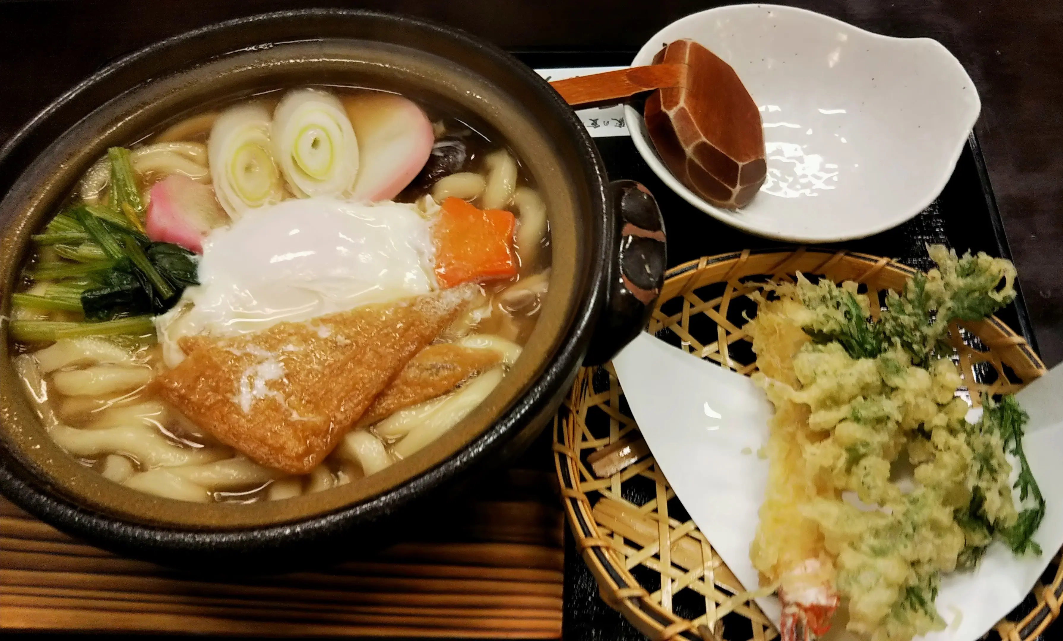 天ぷら　鍋焼きうどんセット
