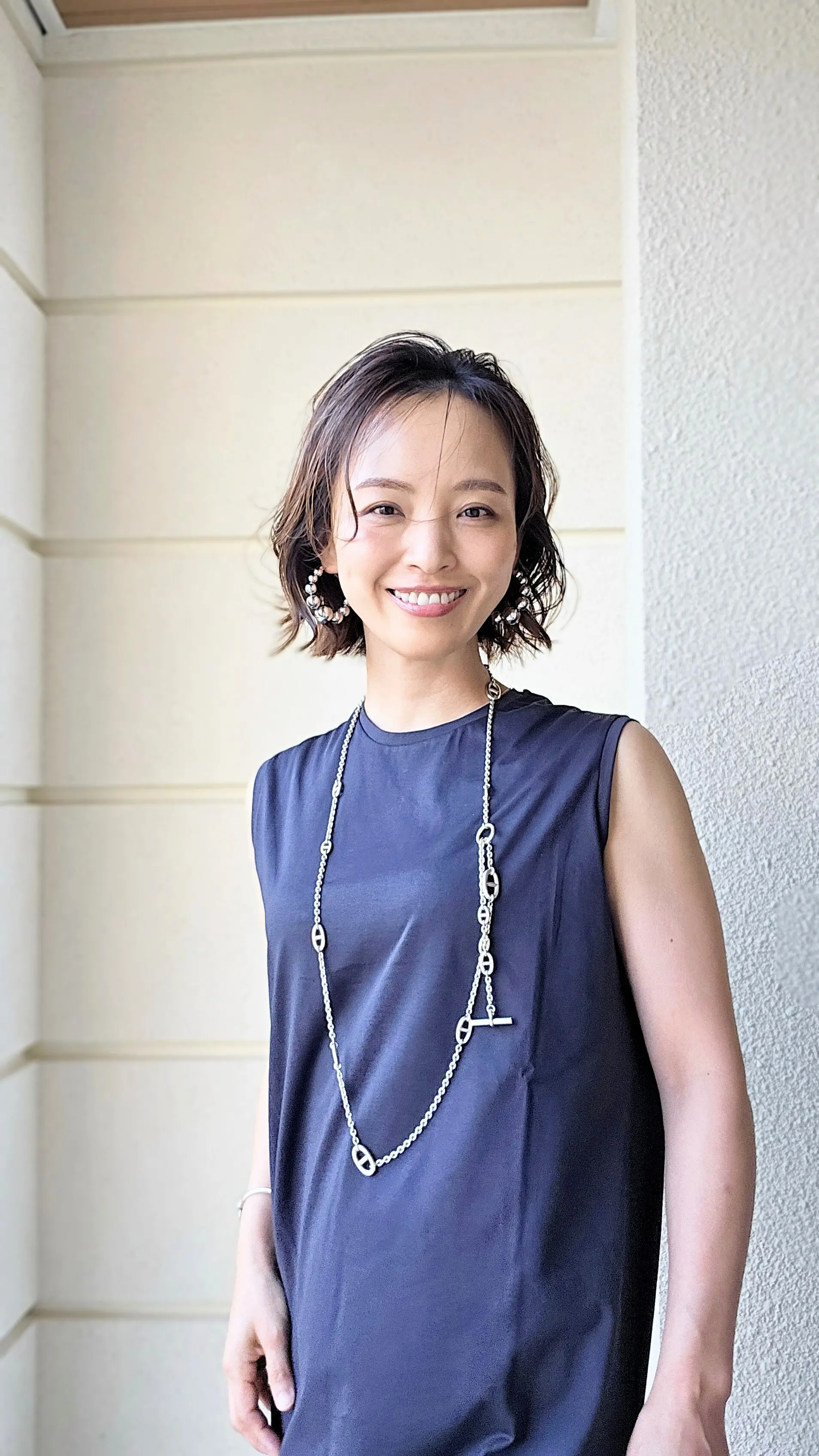 だた着るだけじゃつまらない！ロングワンピースを小物とヘアスタイルで着回し3コーデ_1_4