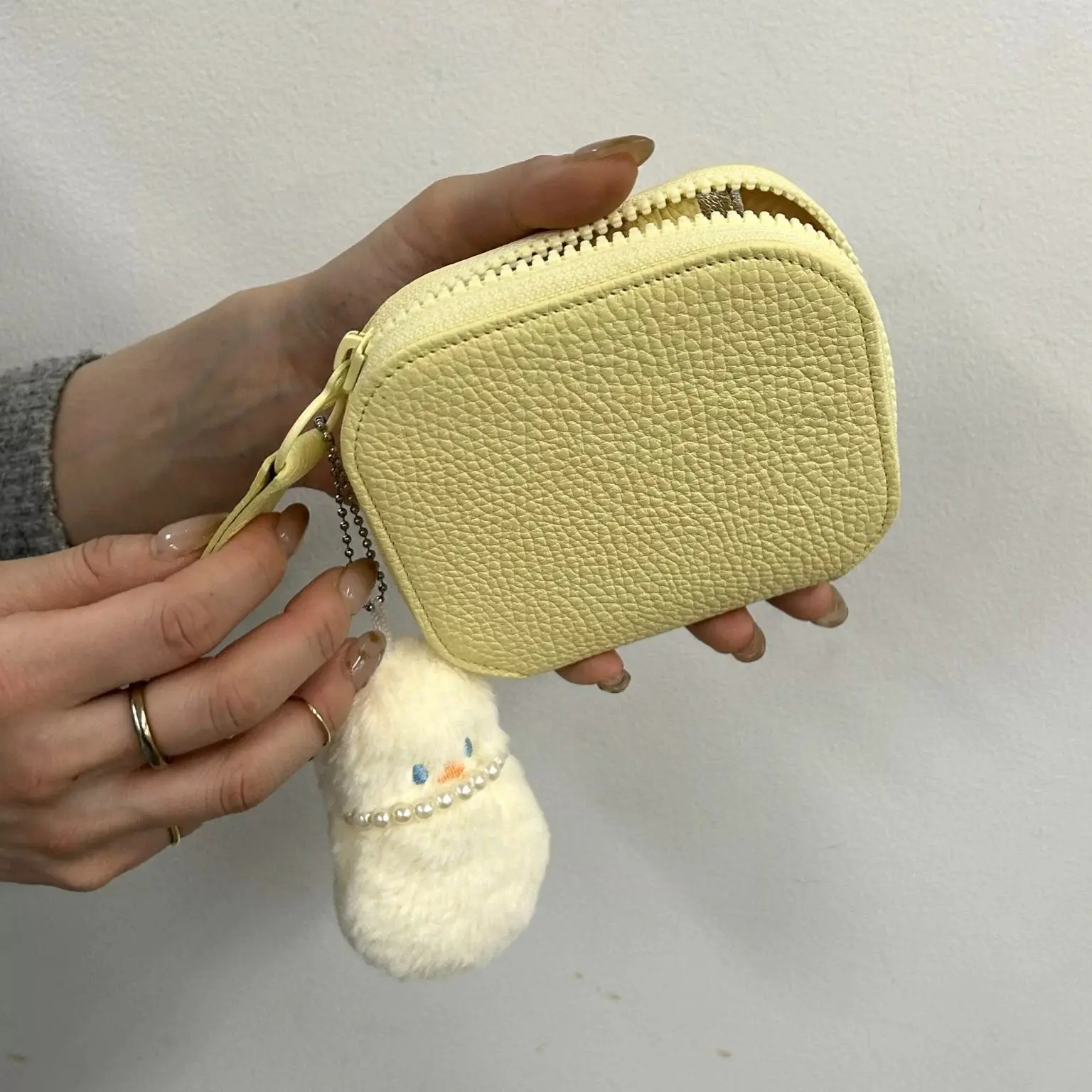 【50代 ファッション小物】一点一点、誠意を込めて。イタリアンレザーを使った富岡財布の魅力「itten-itten×eclat・ラウンドミニウォレット」_1_7