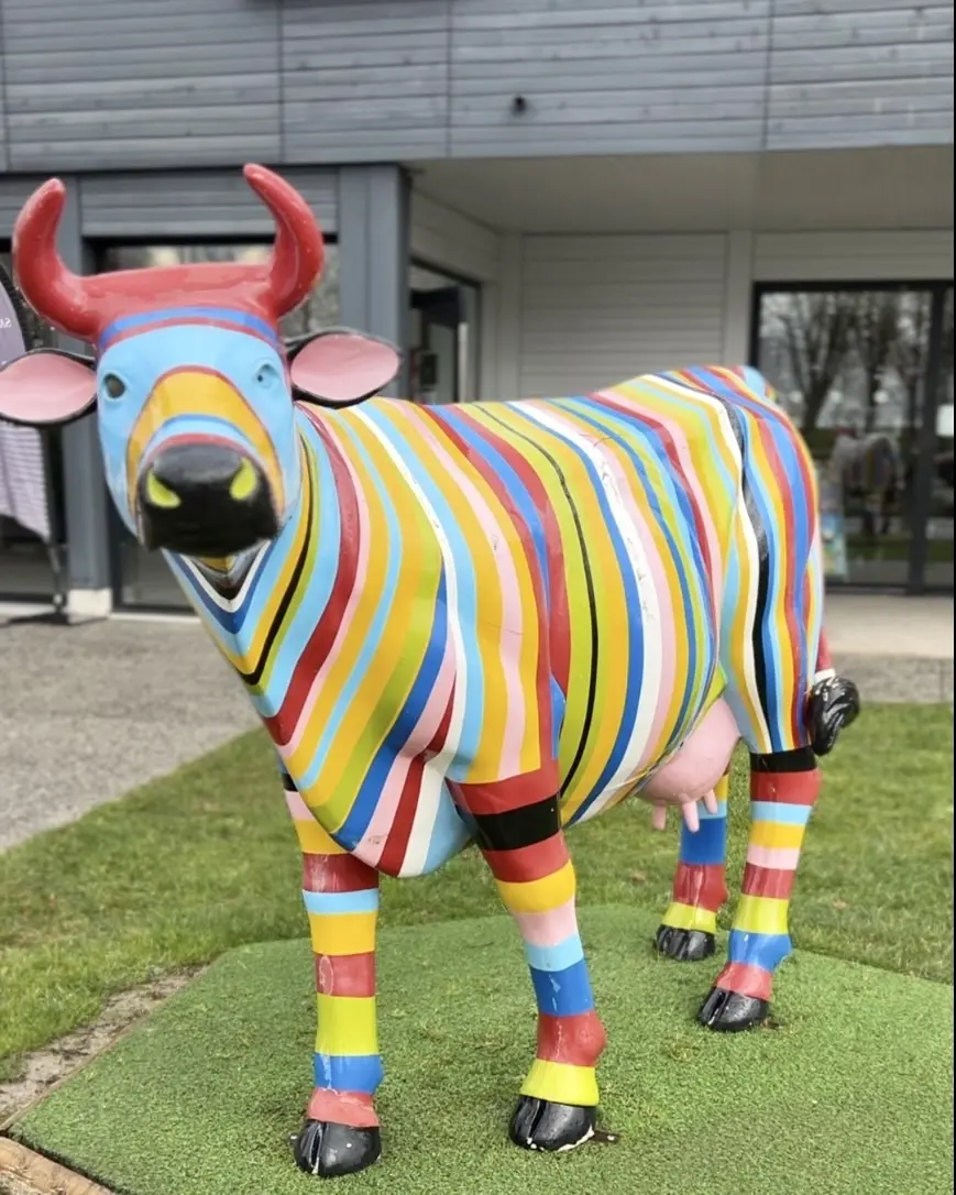 虹色の牛