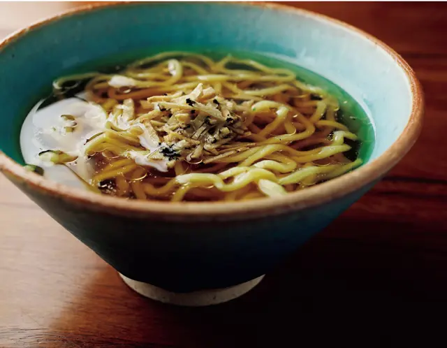 「天草大王のトリュフラーメン」（小）￥1,200。熊本の幻の地鶏といわれる天草大王の濃厚なスープが味の決め手