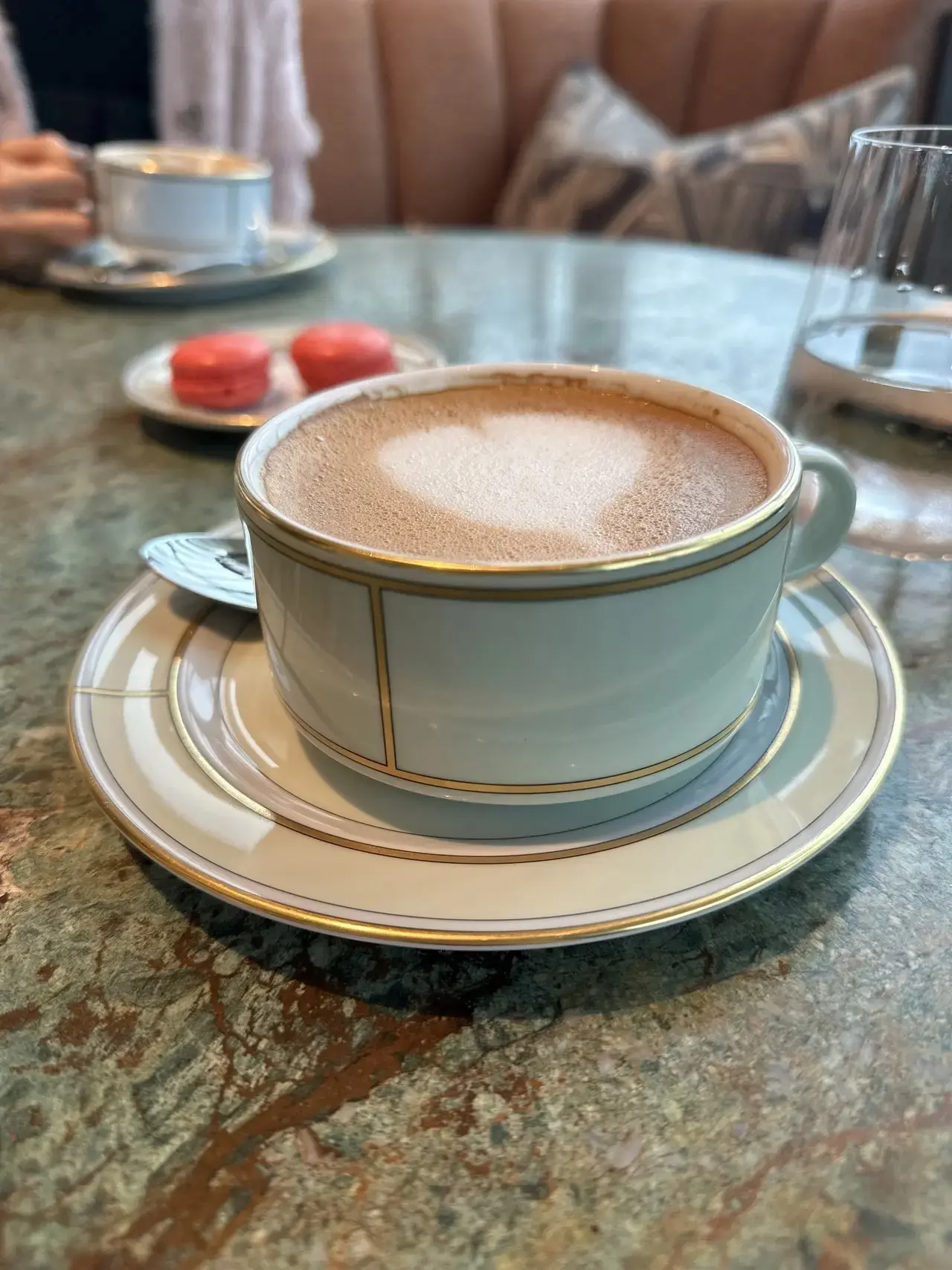 眺めているだけで心癒される！旧古河庭園の美しいバラ＆紅葉鑑賞【チームJマダムブログ人気記事週間ランキングTOP10】_1_12-1