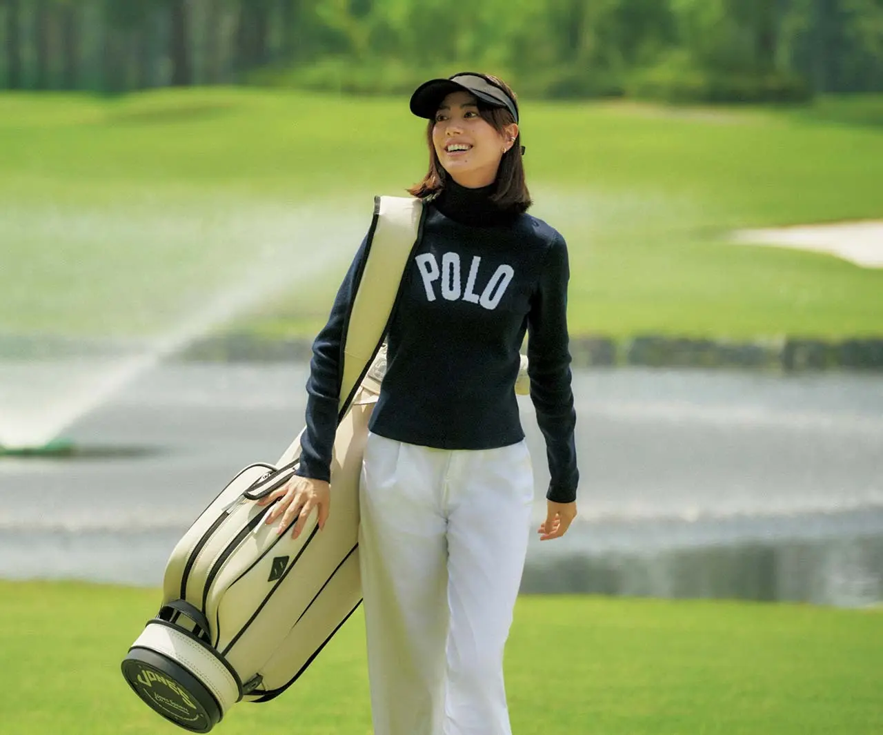 日常使いもできるニット＆ブルゾンで気軽にゴルフを楽しむ【40代・50代