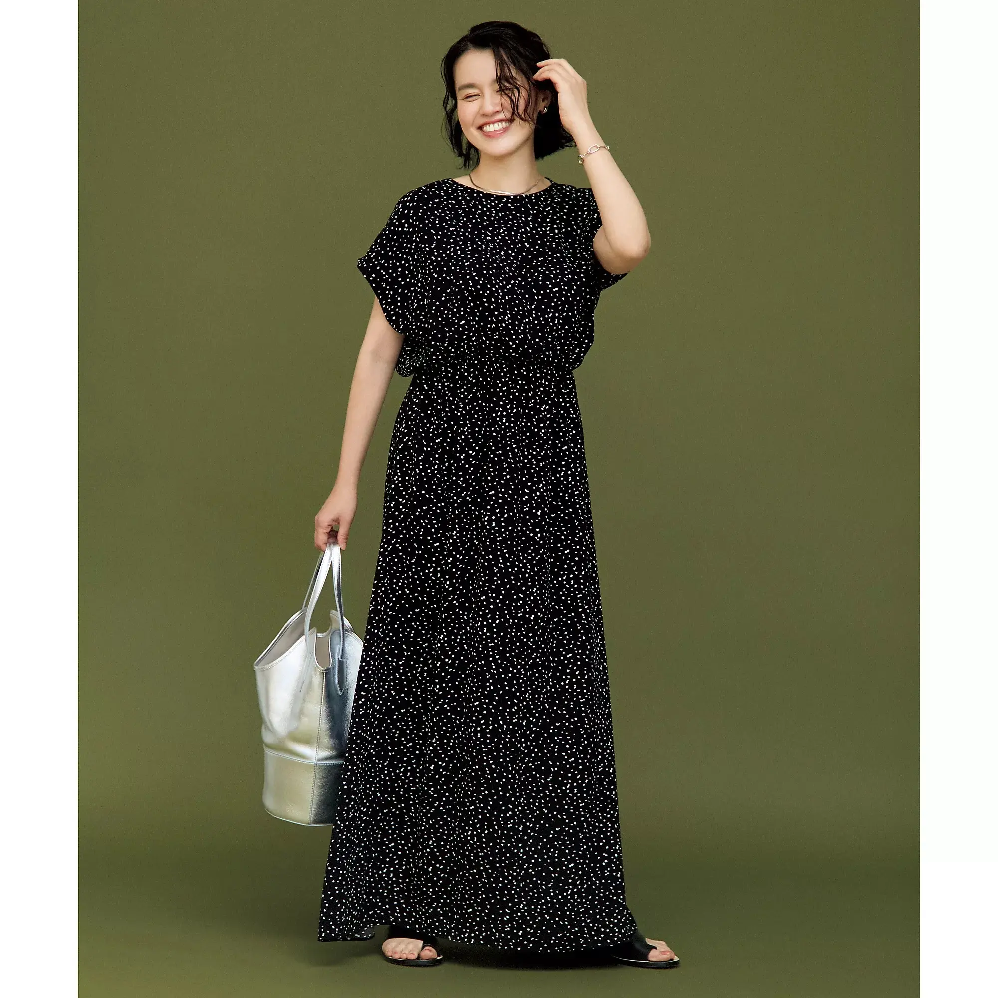 「E by éclat」で見つけた、体がきれいに見える服_1_15