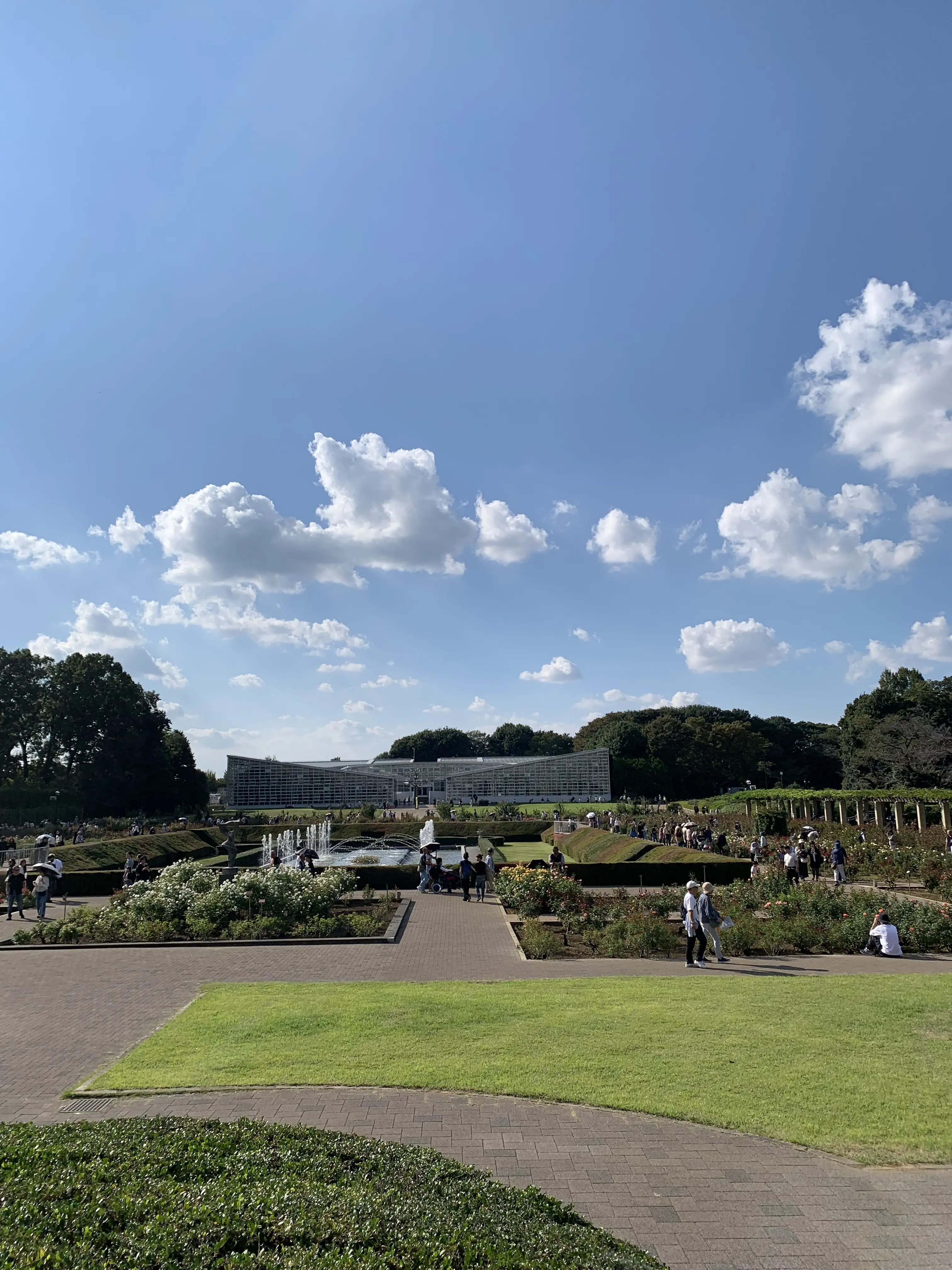 神代植物公園内にあるバラ園