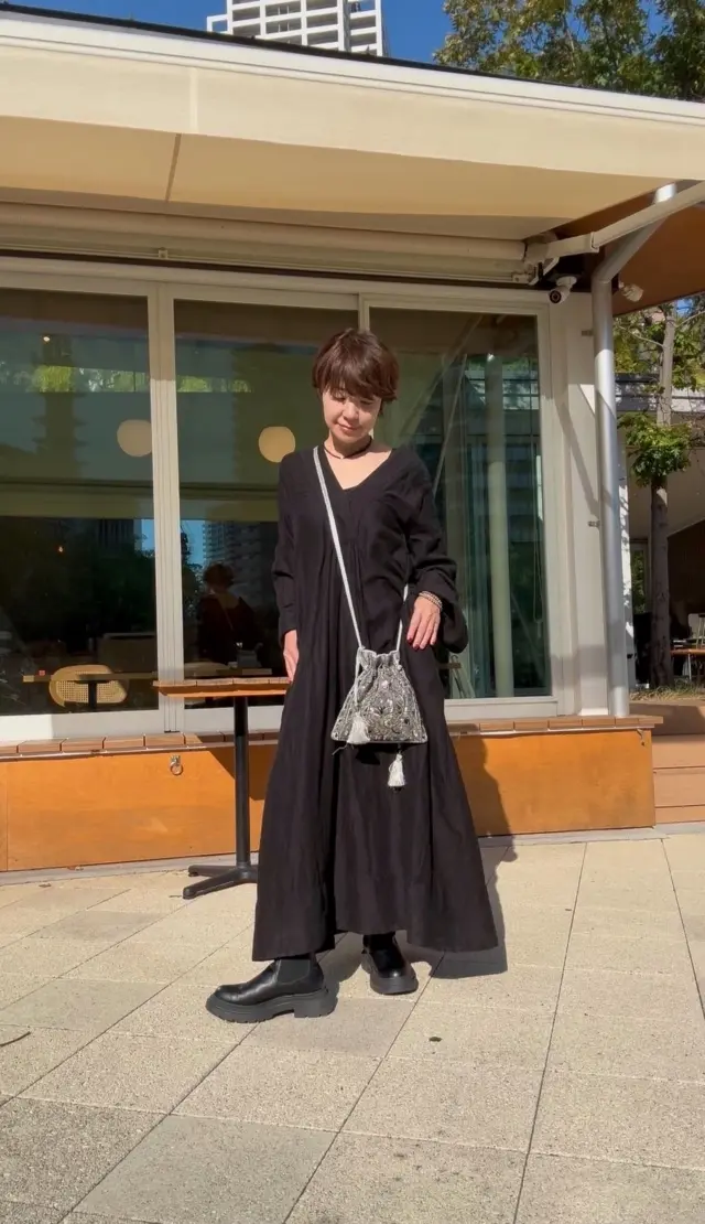 秋のお散歩日和にお気に入りのワンピースでお出かけ！_1_9