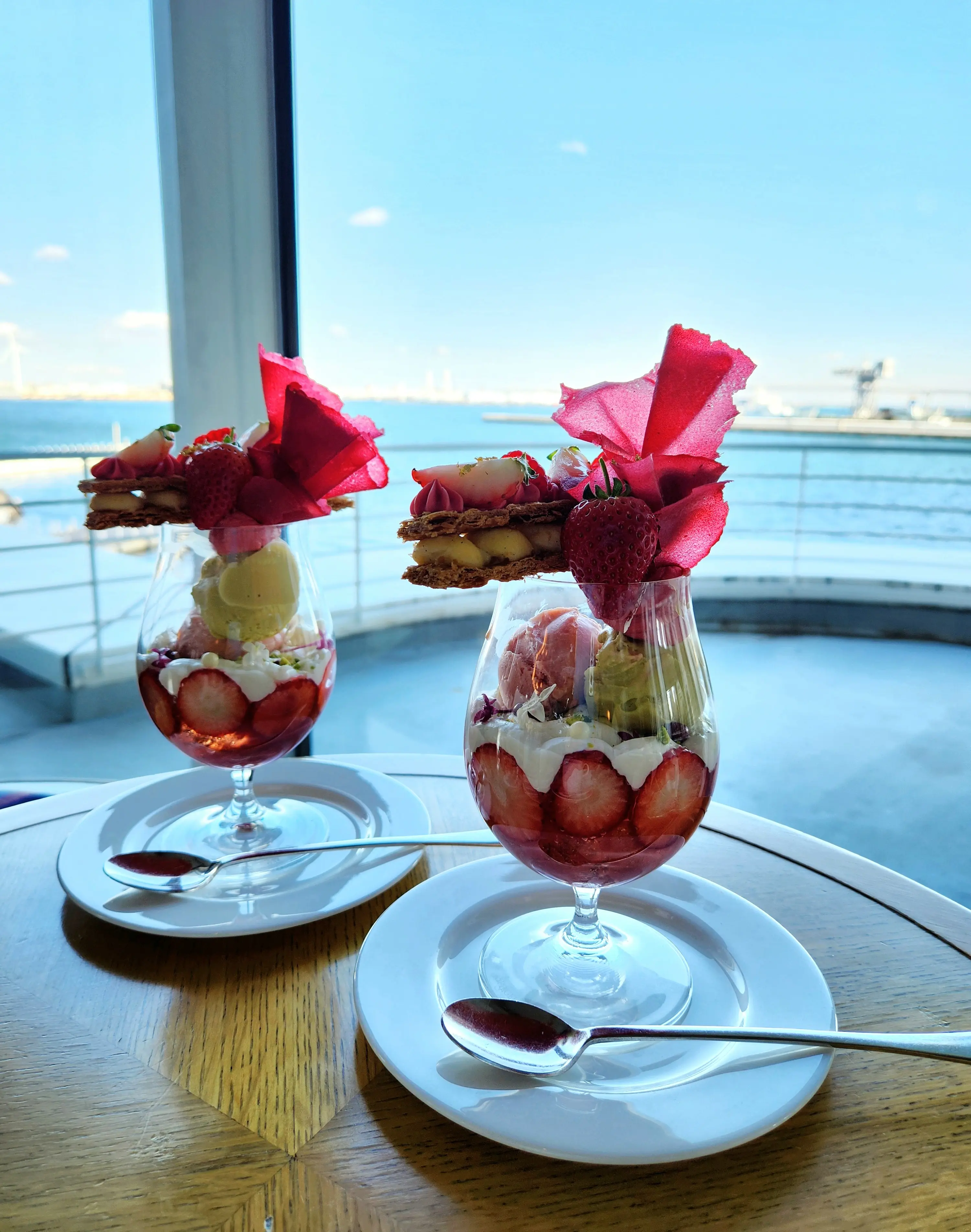 空と海と苺パフェ🍓_1_10