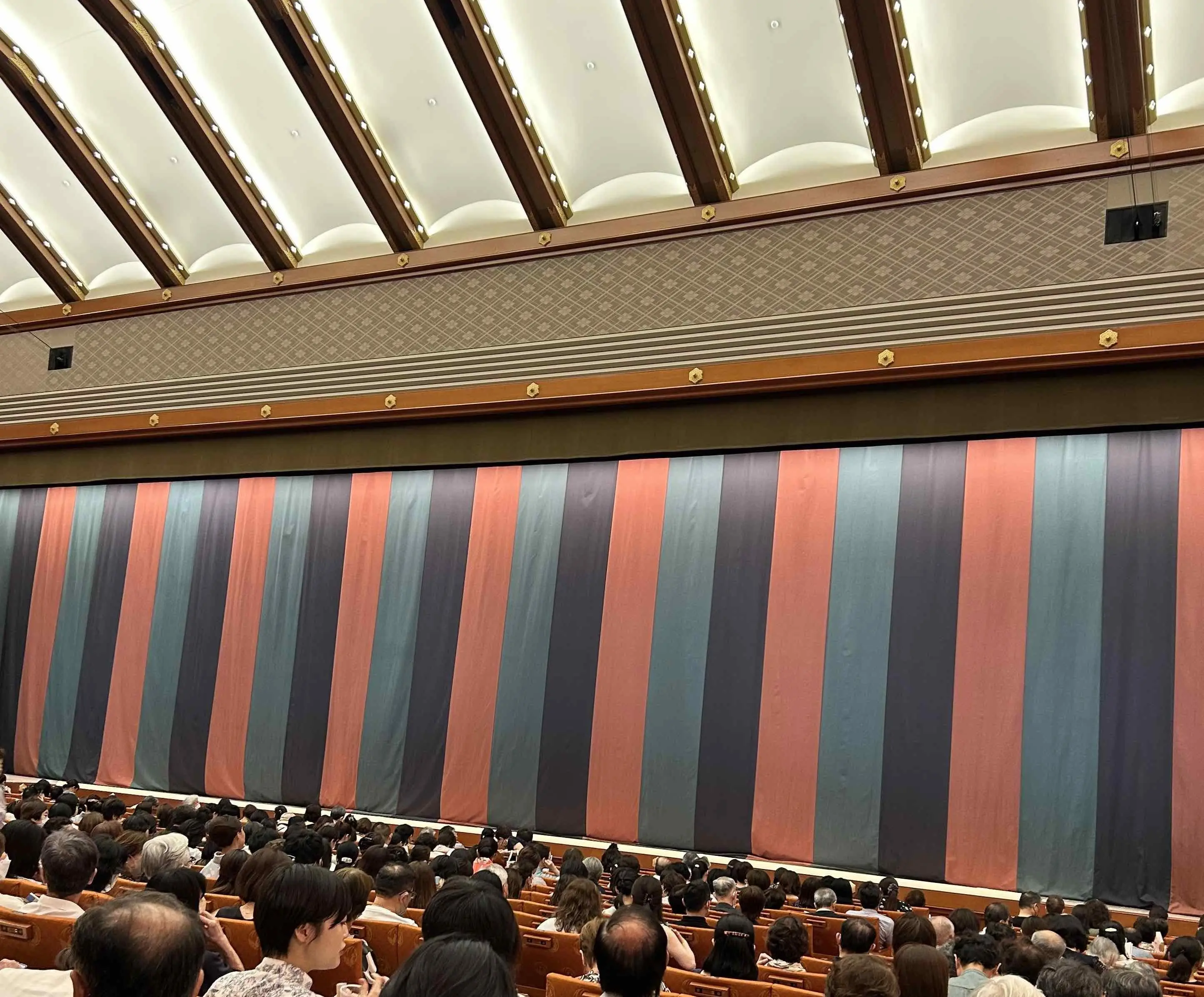 歌舞伎座　定式幕