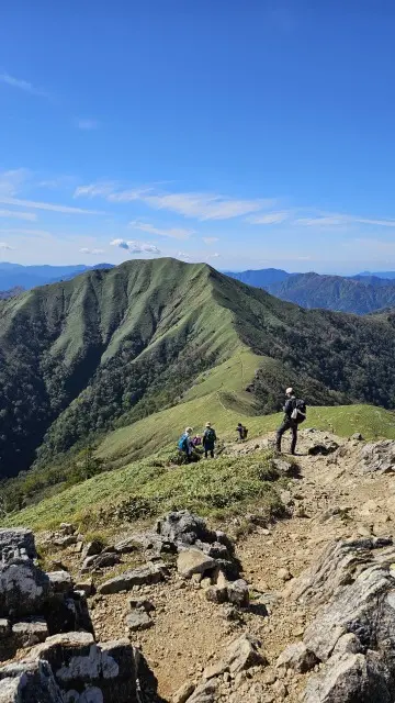 秋のはじまりを感じる剣山_1_1