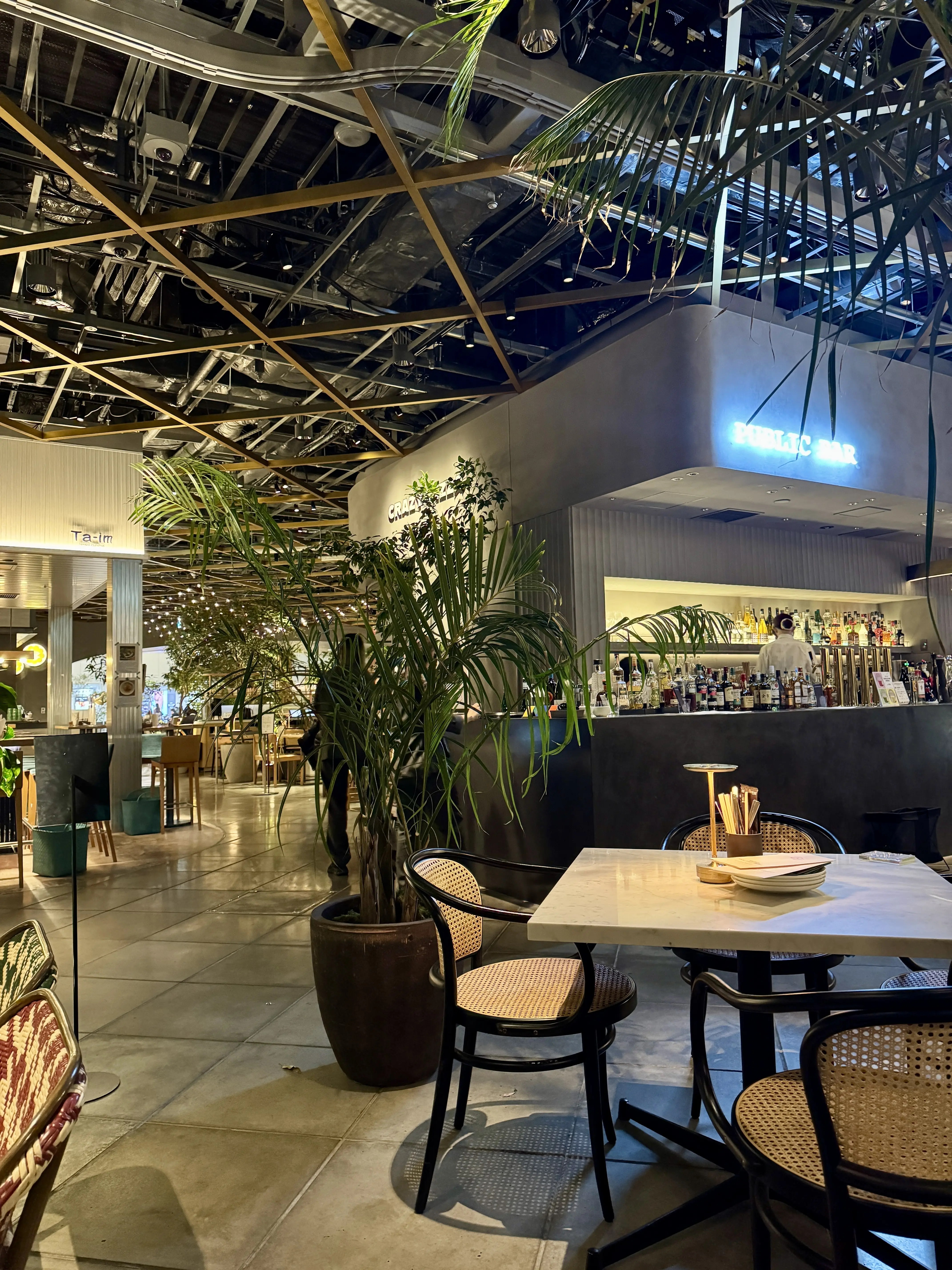 大人のための「次世代フードコート」！虎ノ門ヒルズ「T-MARKET」の贅沢すぎる活用術_1_2-2