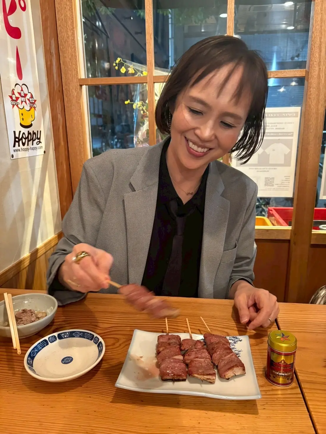 予約の出来ないもつ焼きの店。ファッションも飲みっぷりも男前な日。_1_19