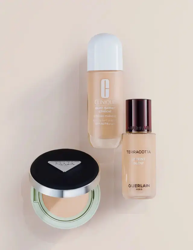 【50代へ 最新ファンデーション6選】まるで第2の肌のよう!? フレッシュな大人肌に導いて