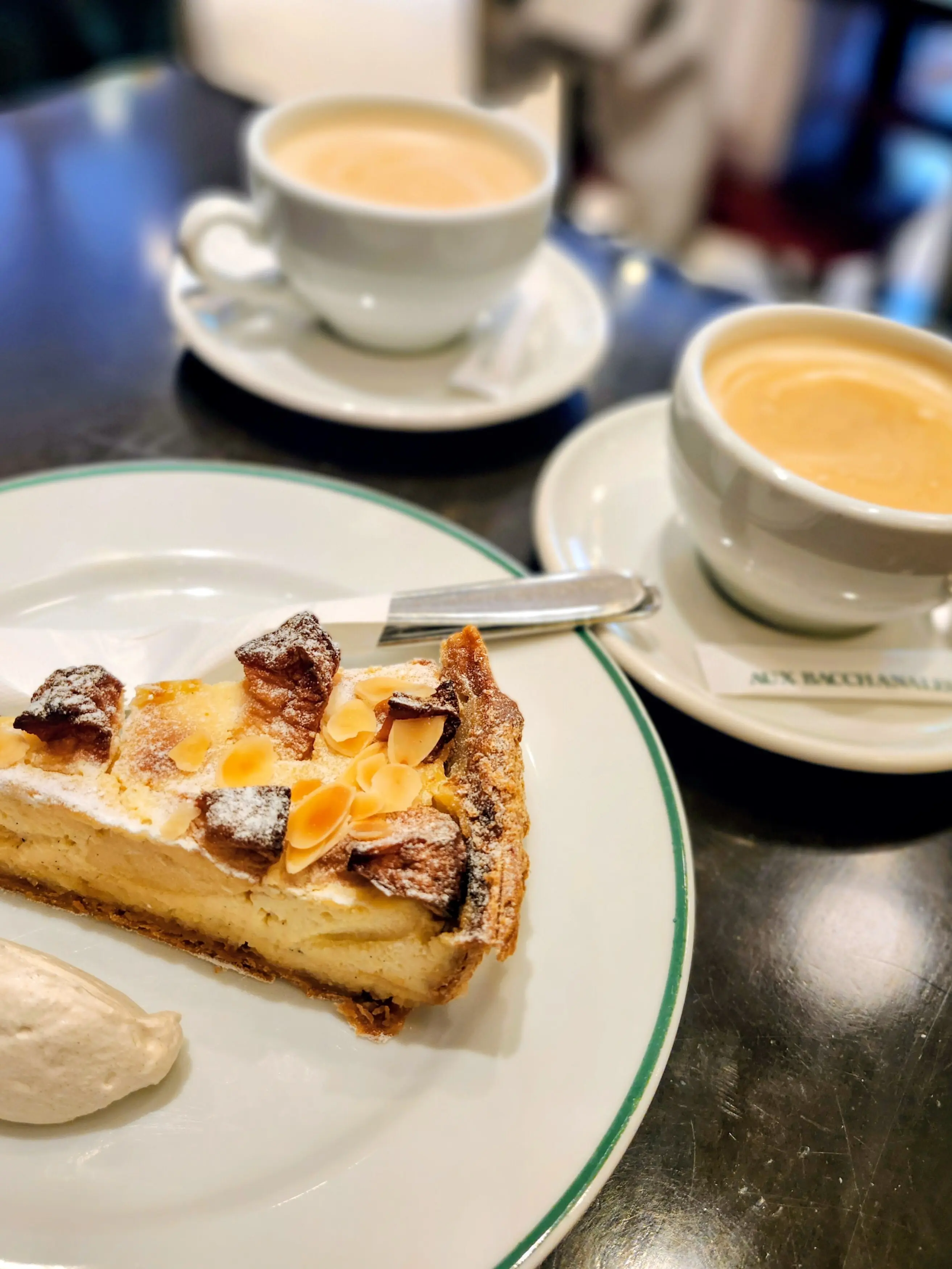 神宮外苑、銀杏並木、紅葉、2025年、ZARA、秋ファッション、秋コーデ、とやま鮨、オーバカナル、銀座ランチ、40代ファッション