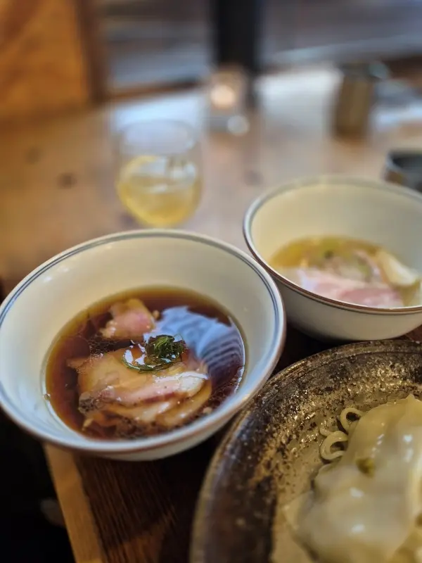 東京都食べログ1位の百名店！ラーメンFeeLで味わう至高の一杯_1_10
