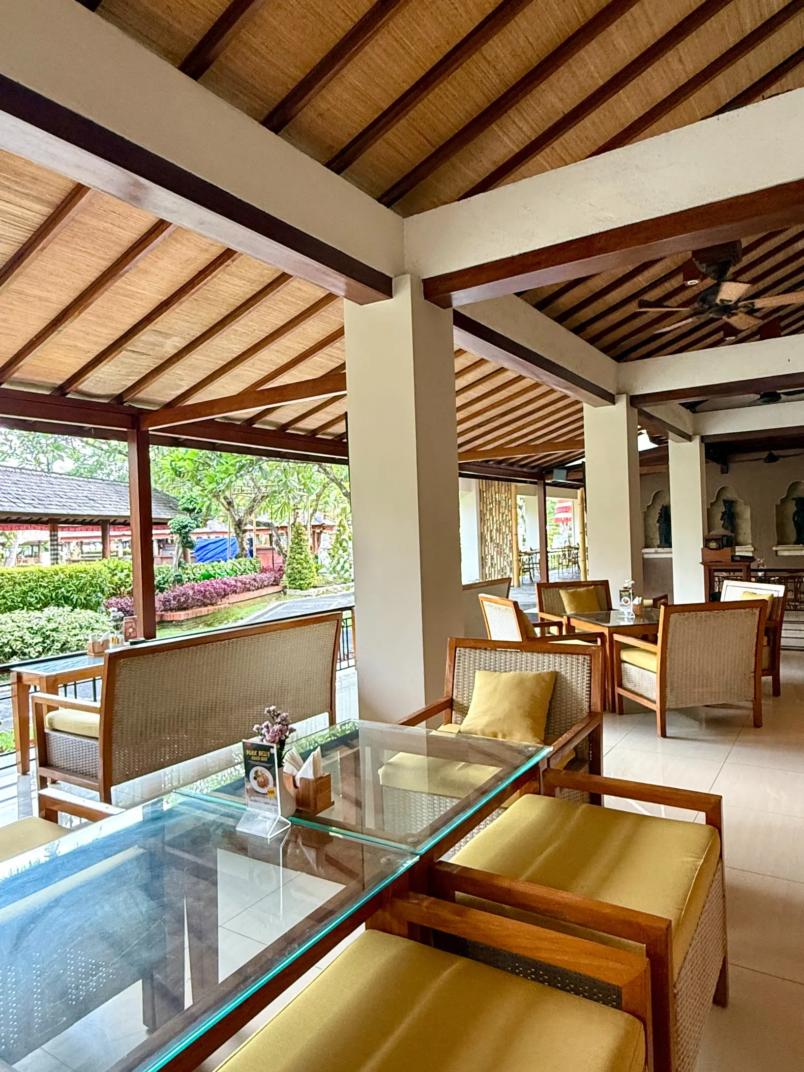 【50代夫婦旅行】 大人がのんびり楽しめるビーチと街があるバリ島サヌール地区_1_60