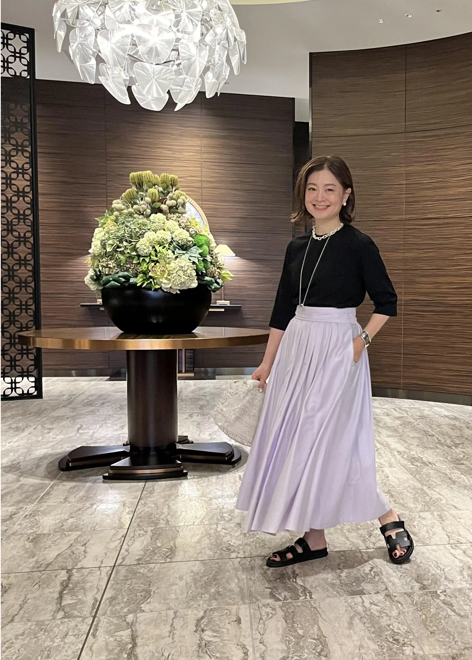 人気ファッションエディター三尋木奈保さんの夏のワンツーコーデ