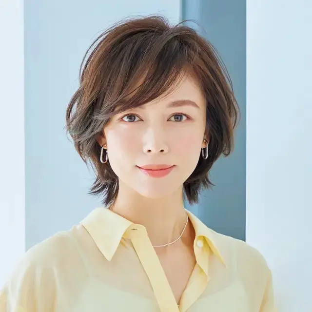 【50代におすすめのショートヘア60選】脱おばさん見え！大人かっこいい雰囲気が叶うショートヘア