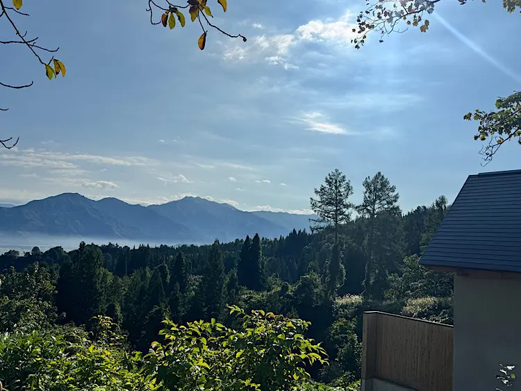 巻機山