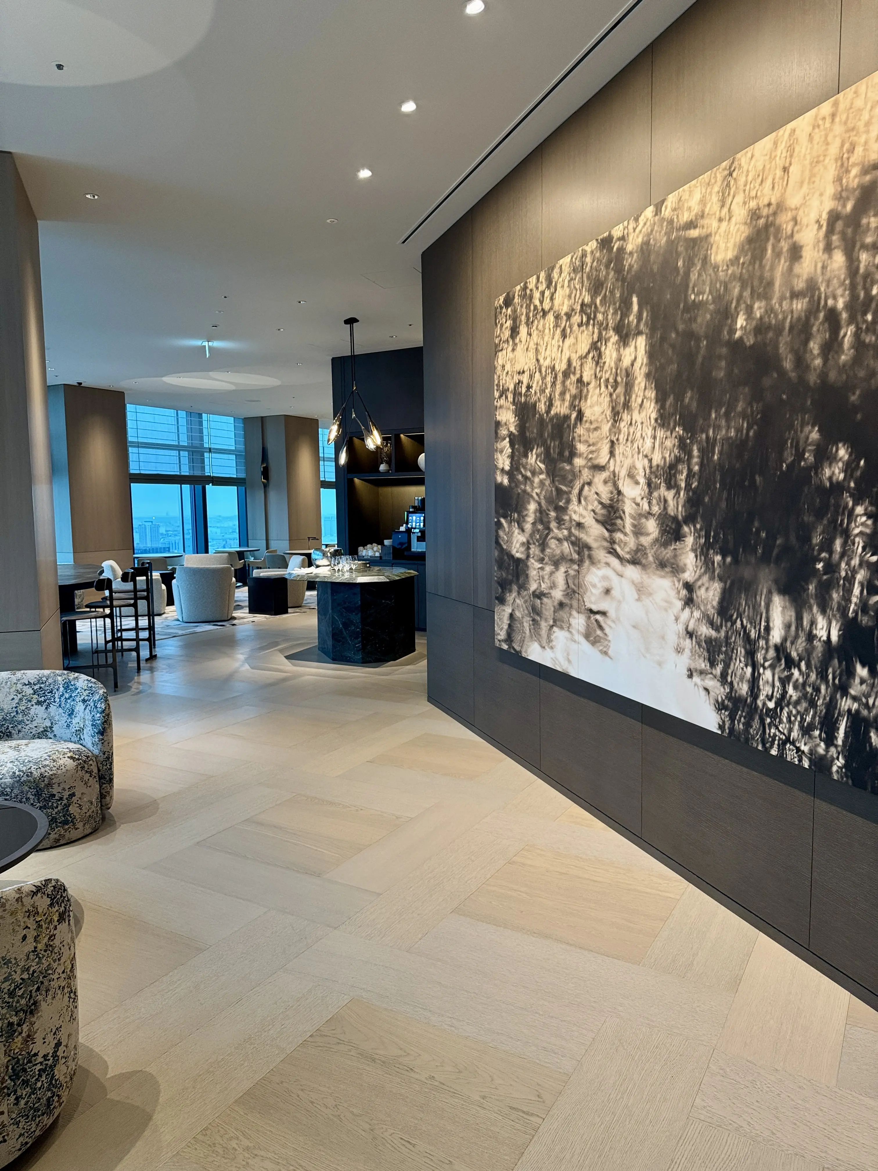 一枚で”華リュクス”なブラウスでホテルステイ✨_1_8-2