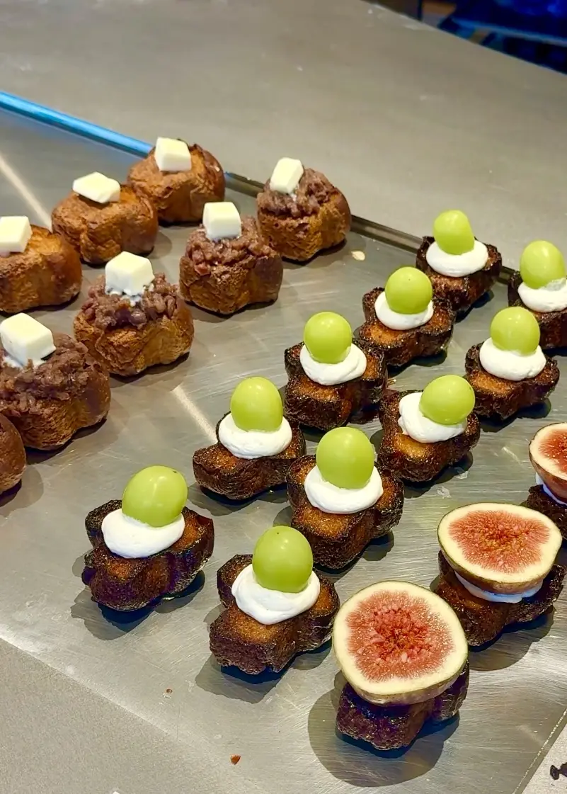 連日行列の新スポット!生ドーナツ「I’m donut?」とベーカリー「dacō」が「横浜ティンバーワーフ」に同時オープン!_1_6-1