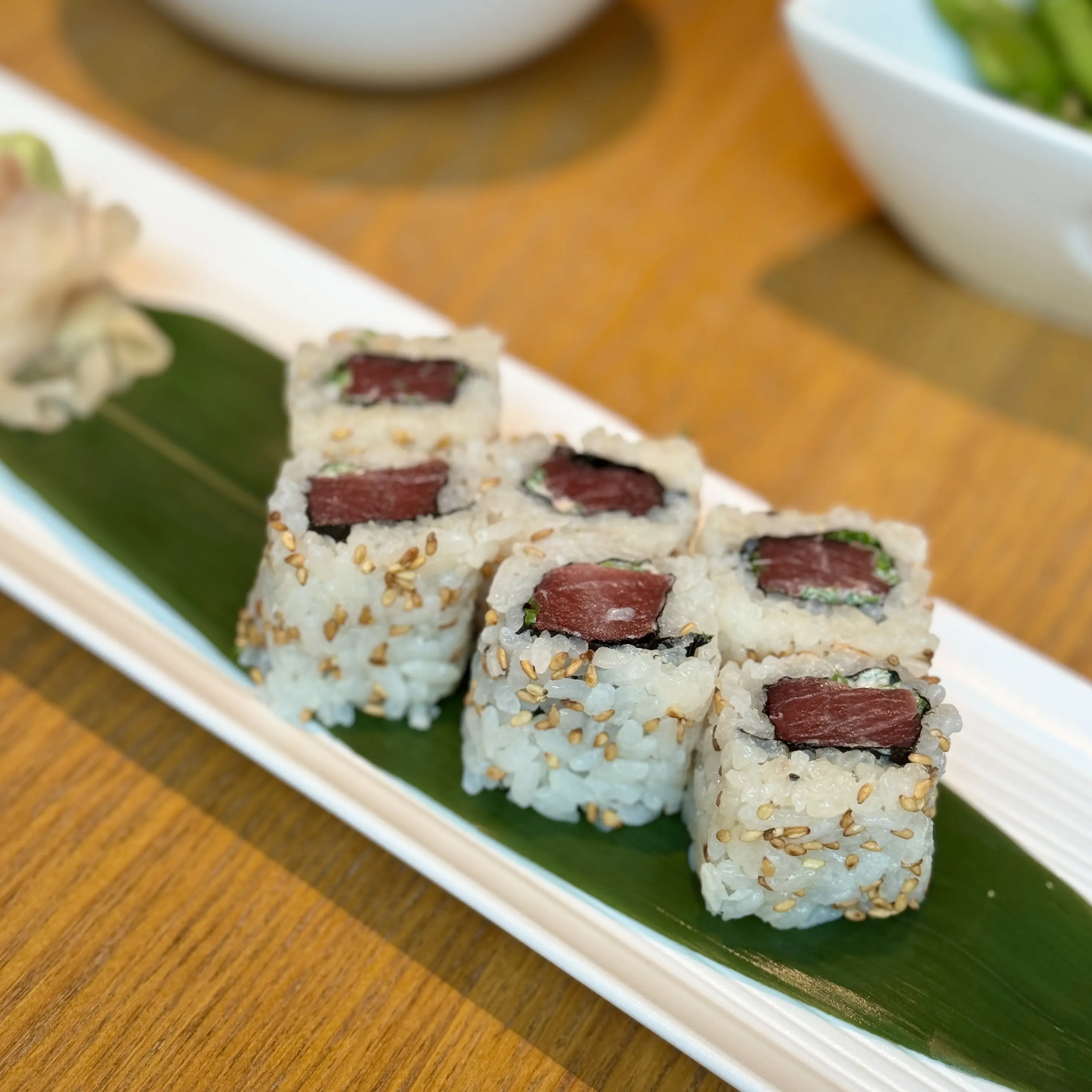 爽やかなライトブルーのシャツでゆっくりランチ🩵_1_8