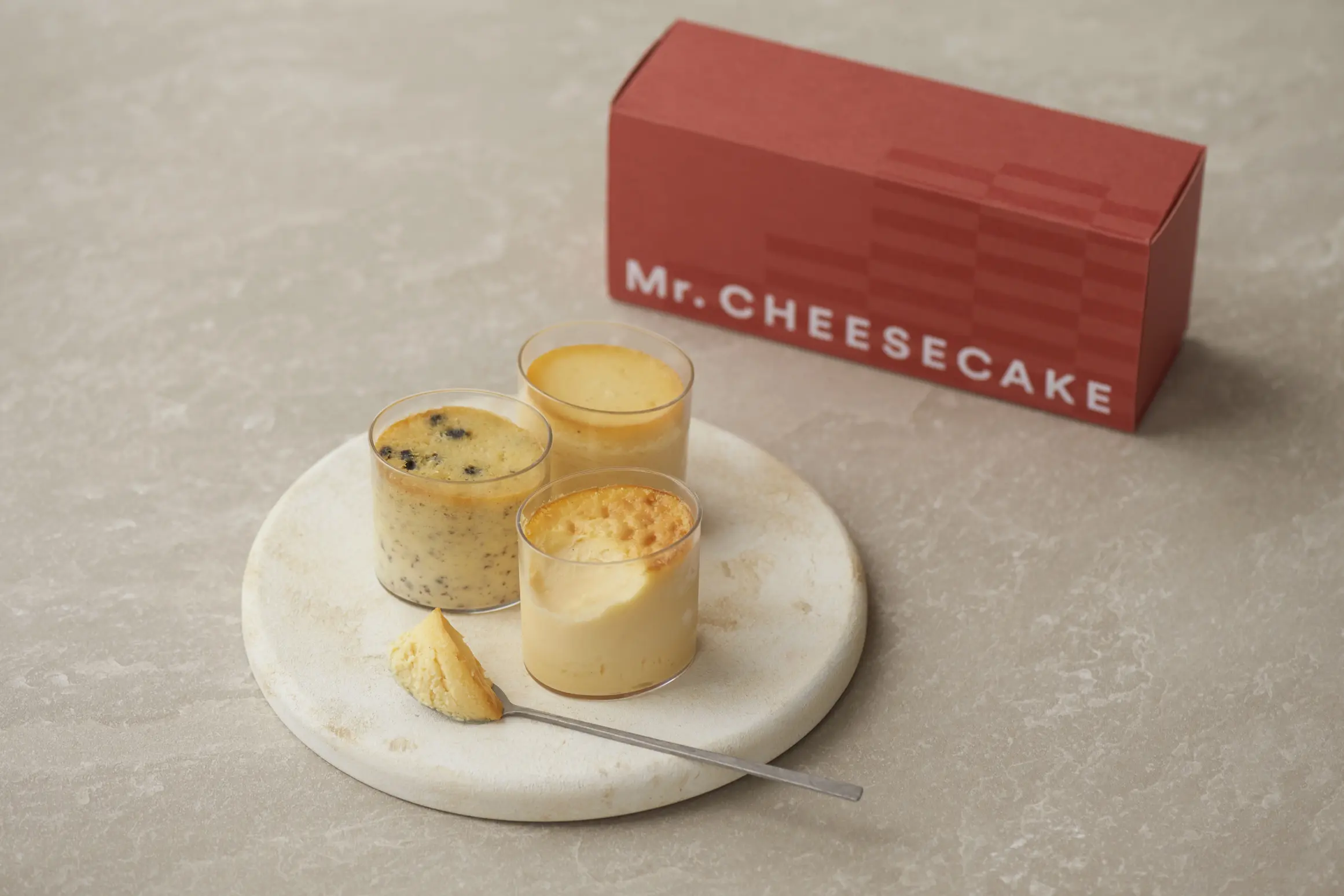 東京駅おすすめ土産”2000円以内：Mr. CHEESECAKE（ミスターチーズケーキ）の「Mr. CHEESECAKE Petit Tokyo Assortment　3個入」
