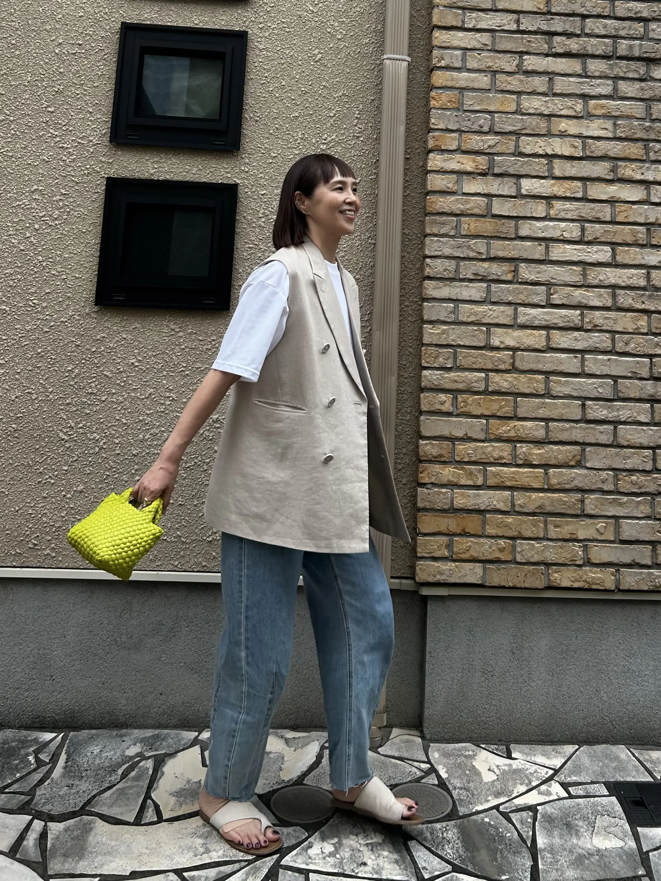 コーデの主役は麻です。麻は大人が着こなせる特権素材。 麻100%のジャケット&amp;ジレ_1_7