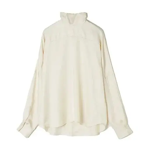 【50代 週末コーデ】キャメルカラーで華やかに彩る、軽やかコートスタイル＃Jマダムのおしゃれ_1_2