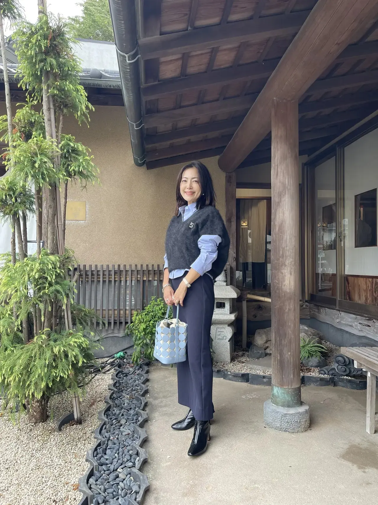 【50代「ユニクロ・GU」秋冬コーデ】インナーやダウンなど、季節の移り変わりを助けてくれるアイテムが人気！_1_8