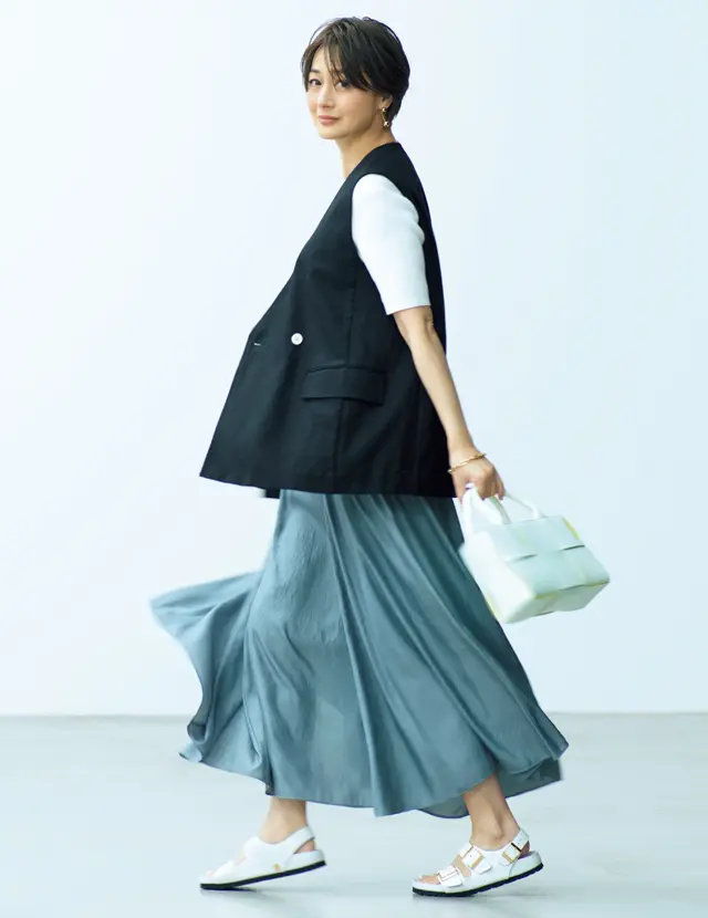 富岡佳子さんが着こなす「センスのいい名品14選」夏の着こなしを格上げ