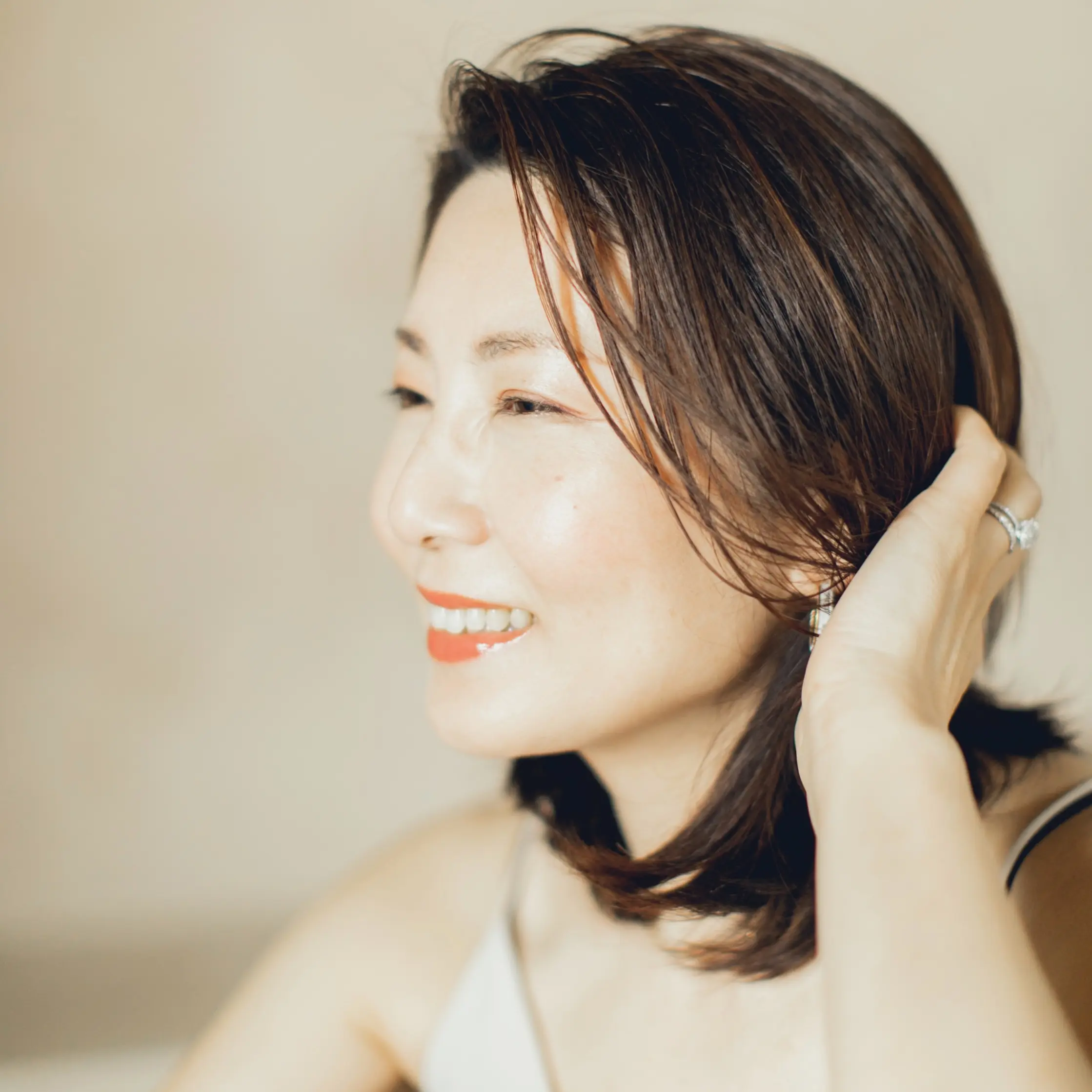 ロングタイトなら&quot; 旬&quot;も&quot;女らしさ&quot;も上品に叶う_1_8