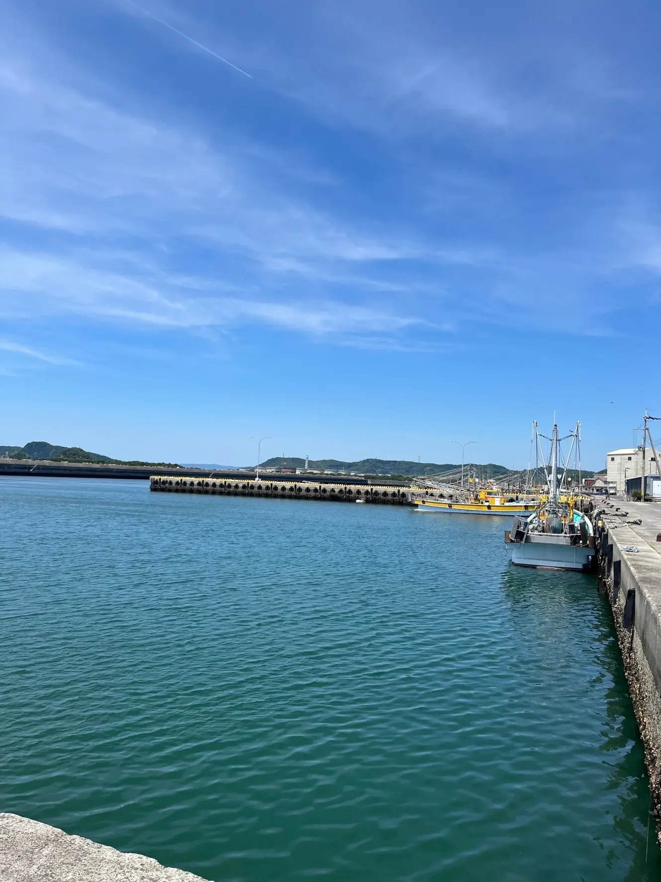 和歌山の海はホントにきれい。箕島漁港！