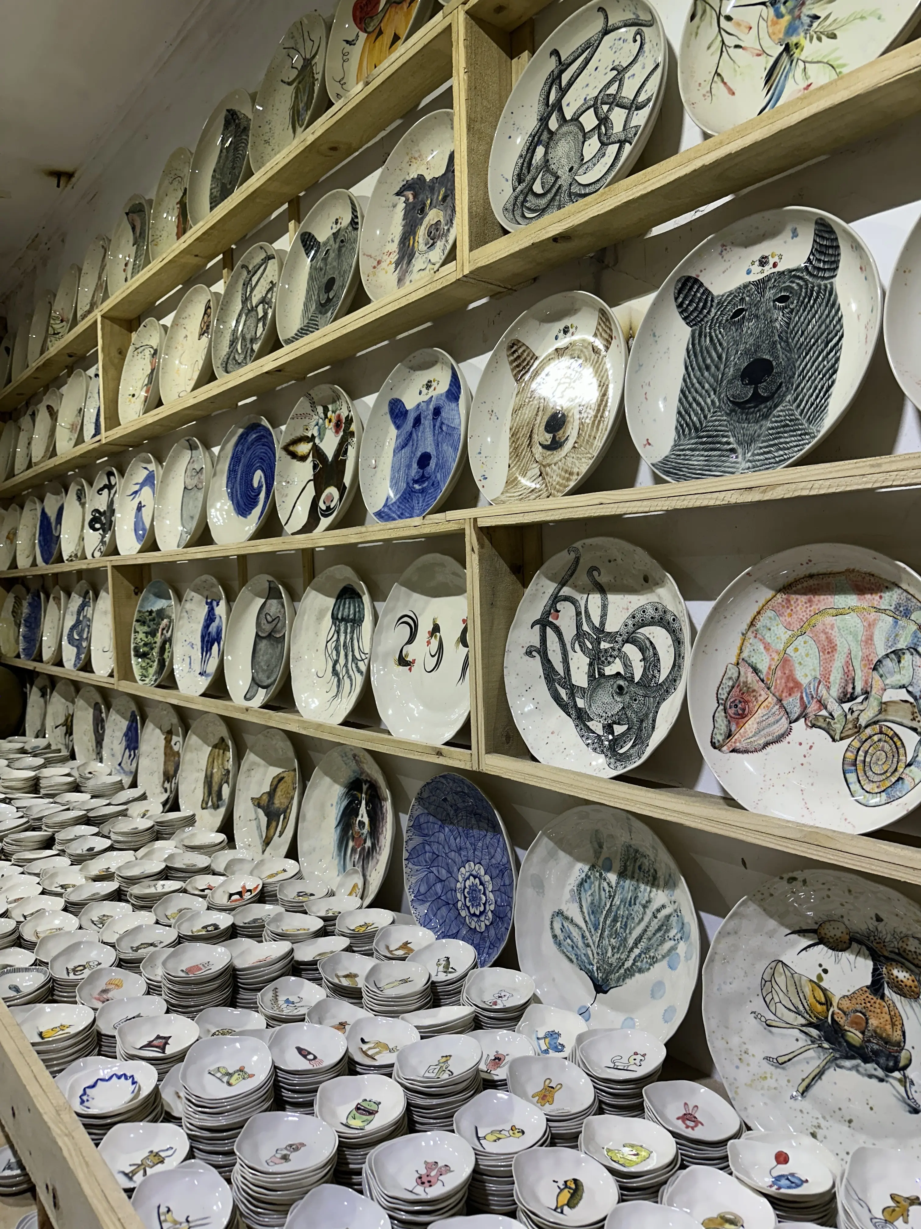 食器　バッチャン焼き