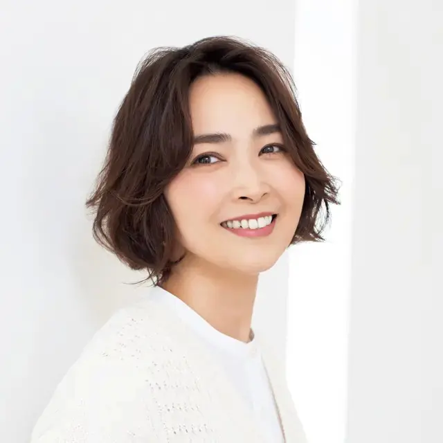 今っぽいニュアンスの服映え