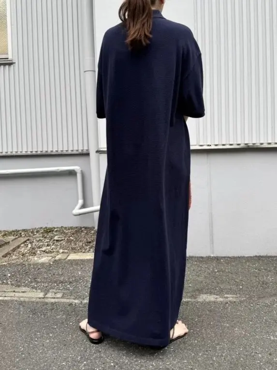 高身長の50代も楽しめる!体型気にせず着用可能な「INSCRIRE のポロワンピース」_1_4