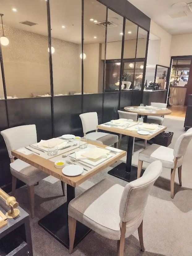 ランチ会納めは、ランス YANAGIDATE 丸の内へ_1_1-2