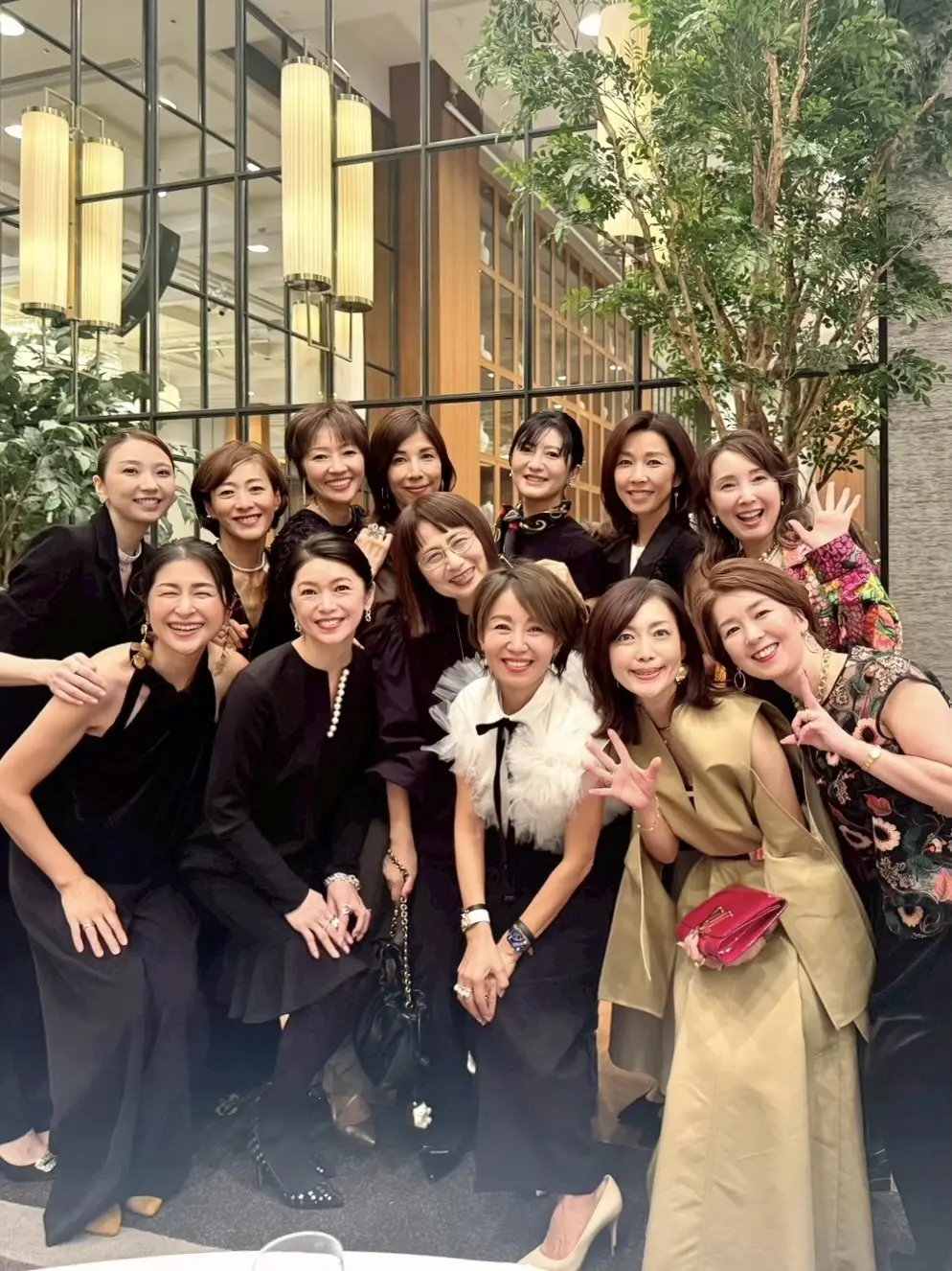 ブラックコーディネートでソワレ・ドゥ・エクラ 2025へ_1_30