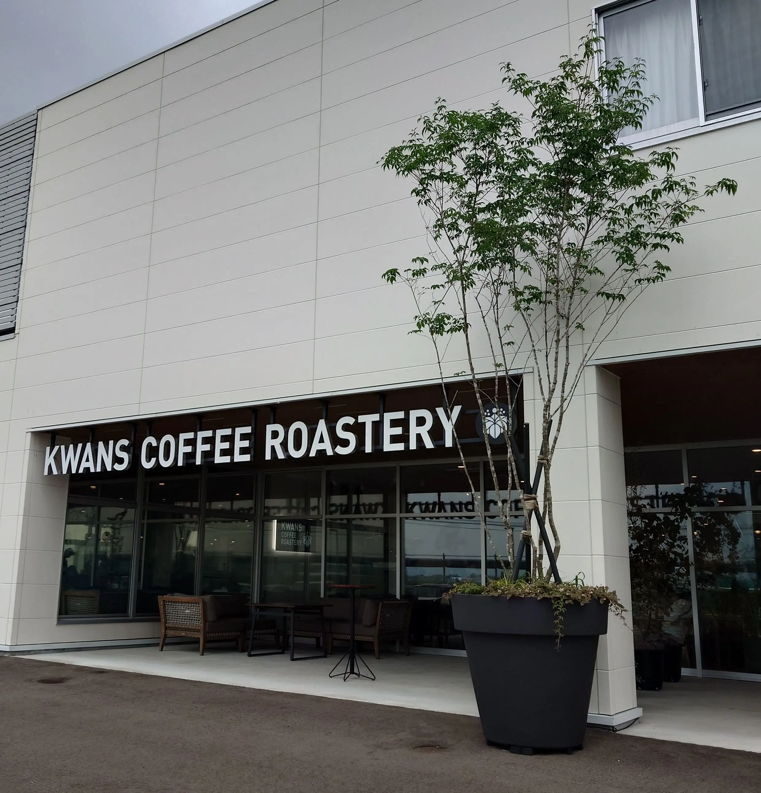 クワンズコーヒー入口