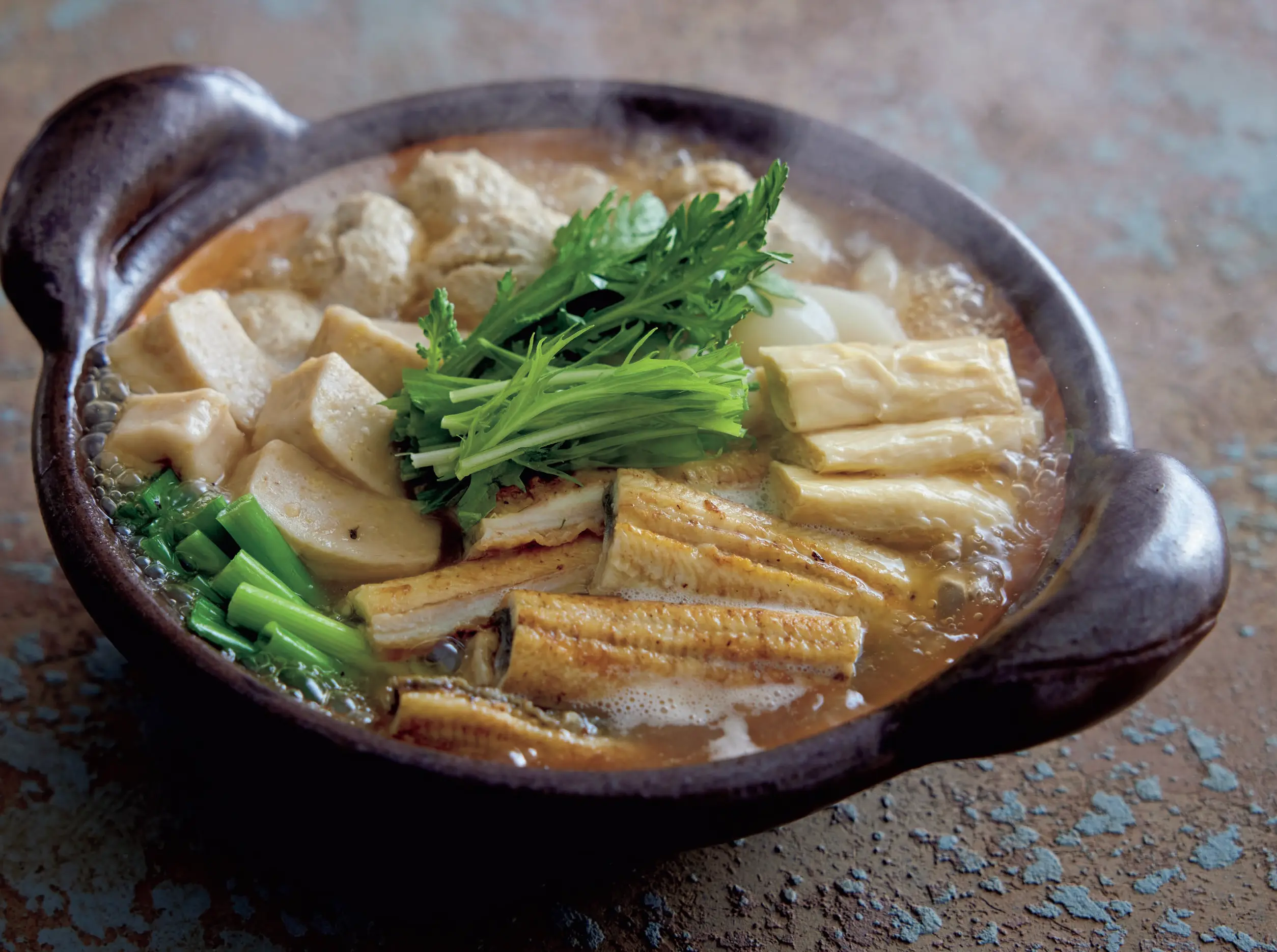 料亭＆割烹の味を、自宅でゆっくりと味わう「豪華取り寄せ鍋」厳選4【大人のごちそう鍋】『京懐石 美濃吉本店 竹茂楼』 特選うなぎ鍋 すっぽんスープ仕立 