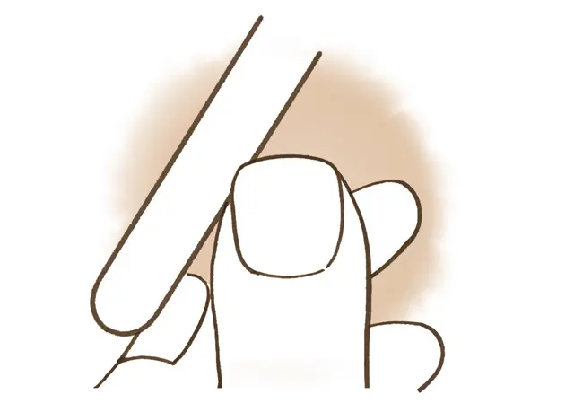 《Step 2》切り口をネイルファイルで削る