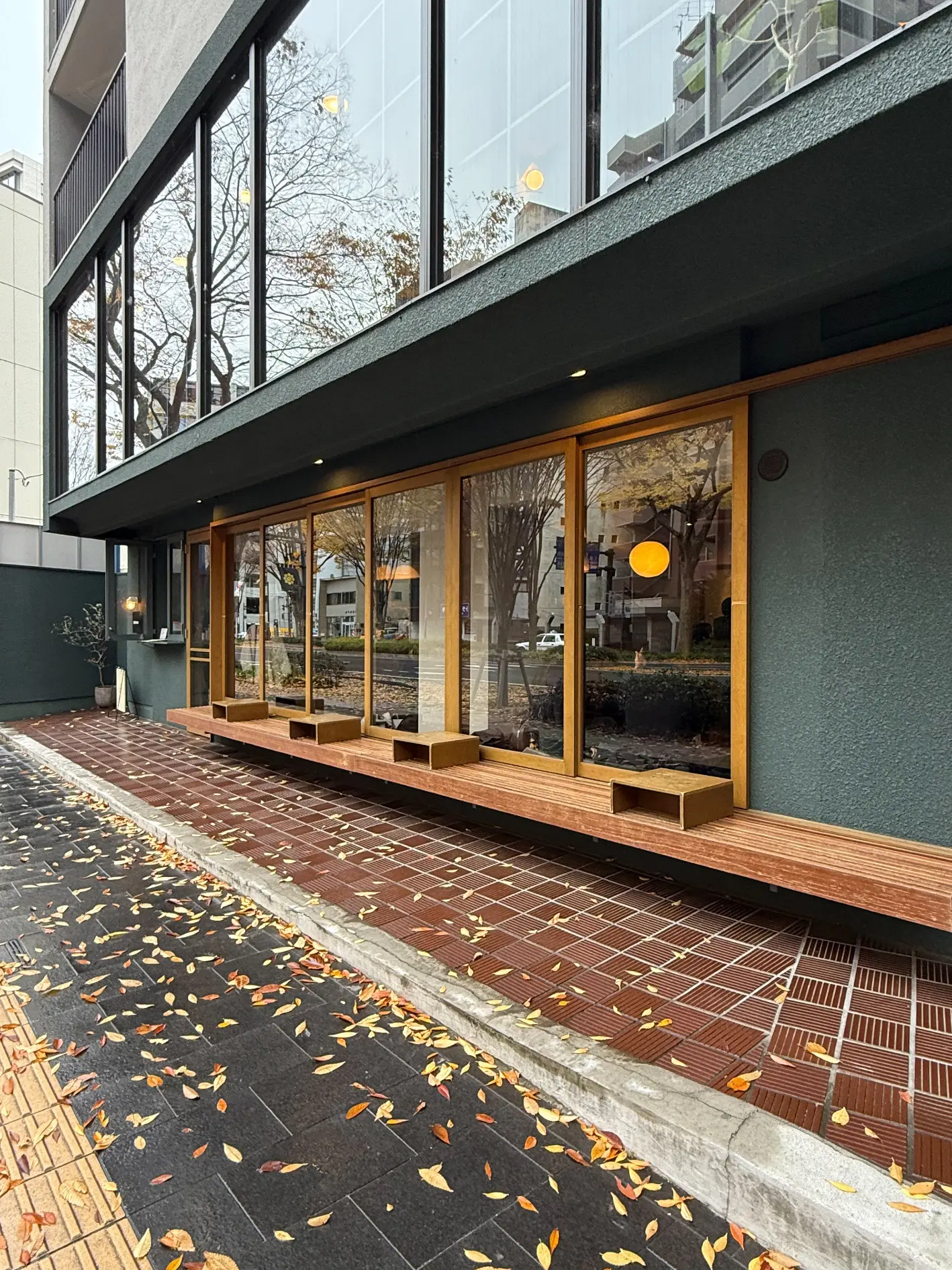 羽織るだけで見た目も気分も華やぐ♪ストールコーディネートで秋のお出かけ_1_52