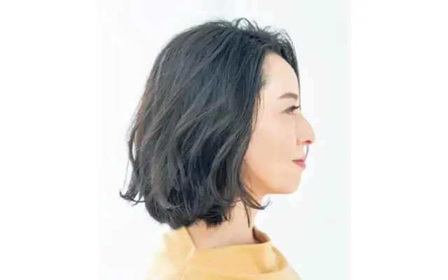 膨らみやすい髪質こそリフトアップはパーマを味方に