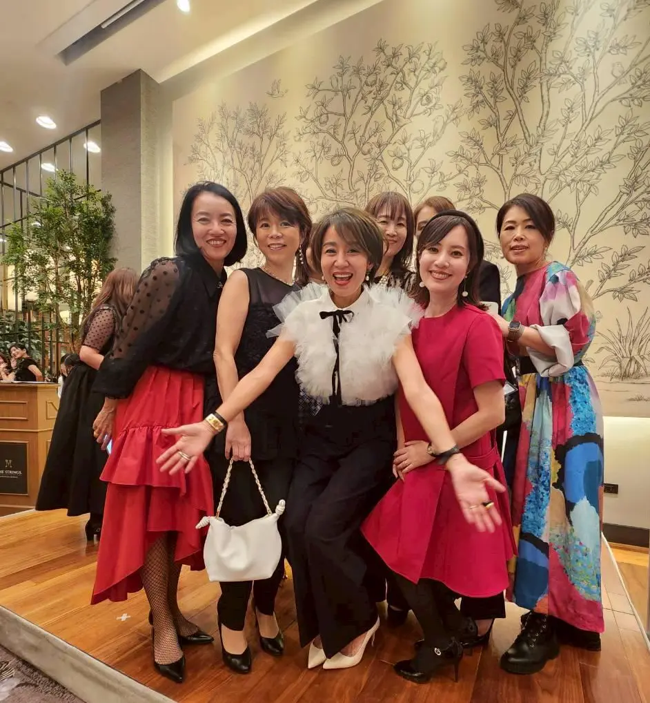 コーディネートで振り返る11月～ソワレ・ドゥ・エクラ編～_1_16