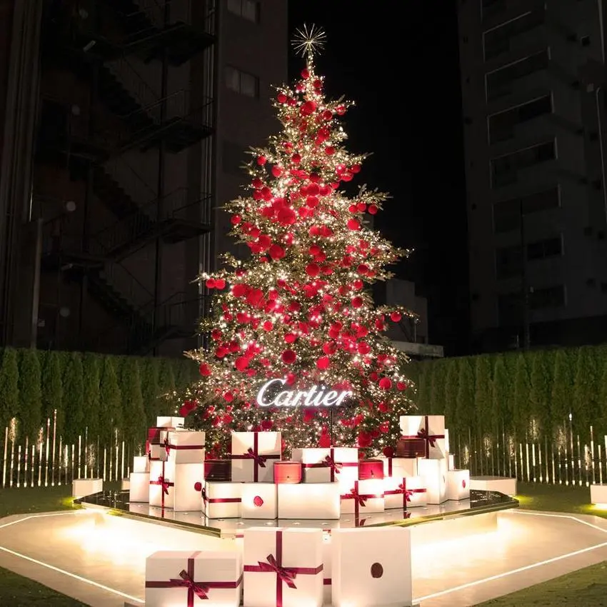 カルティエのクリスマスツリー＆ポップアップショップが誕生！心躍る