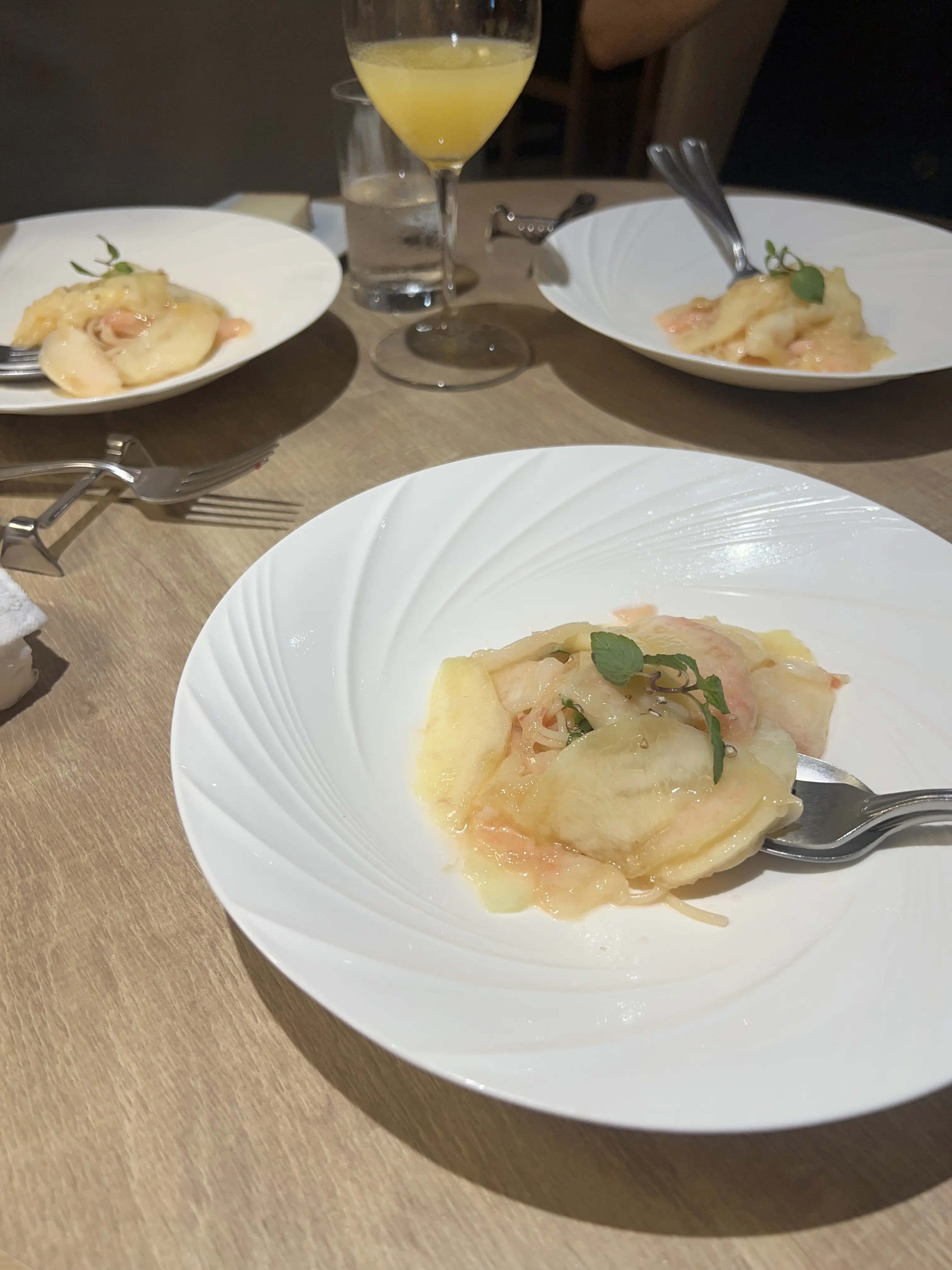 マンゴーカラーのワンピースを着てフルーツパスタを食べに行こう🧡_1_4