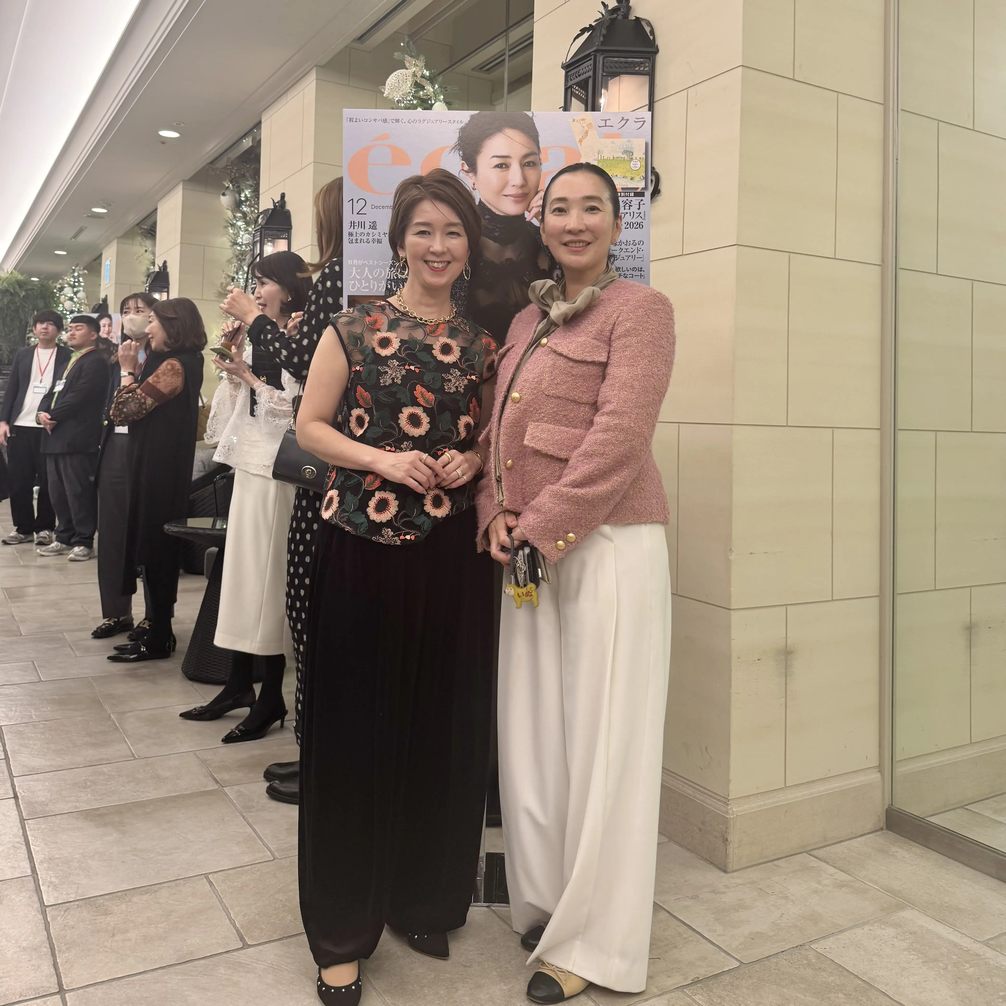 黒×刺繍ブラウスで éclat主催のパーティ「ソワレ・ドゥ・エクラ」へ_1_8