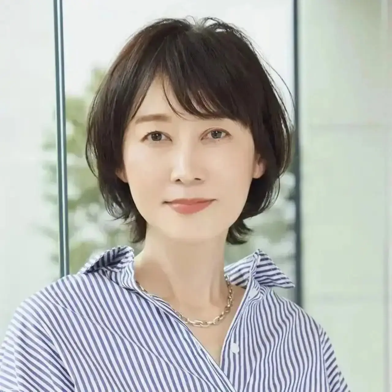 【50代に人気のショートボブ60選】手入れが楽でうねりやくせ毛も気にならない！大人可愛いショートボブスタイル