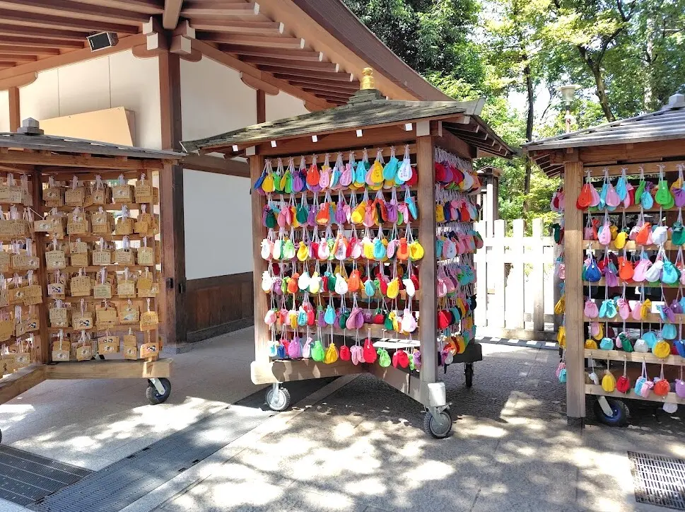 ちょこっとリメイクしたGUドライワイド黒Tシャツで、氷川神社をお散歩。日傘の出番もやってきました！_1_5-3