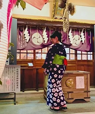 美のパワースポット 隠田神社で線香花火を体験♪_1_8
